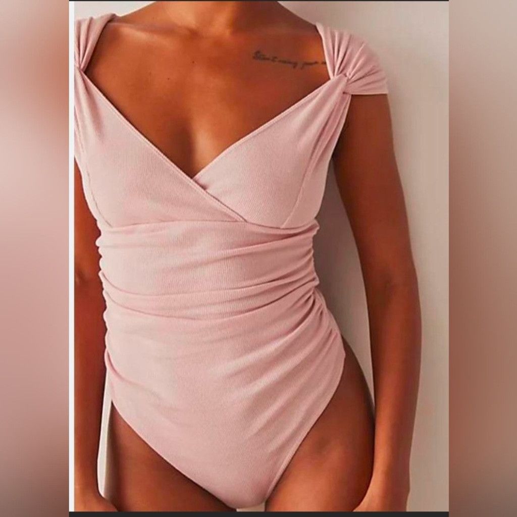 Free People Free people another love silver pink bodysuit size large Size L / US 10 / IT 46 - 2 Thumbnail