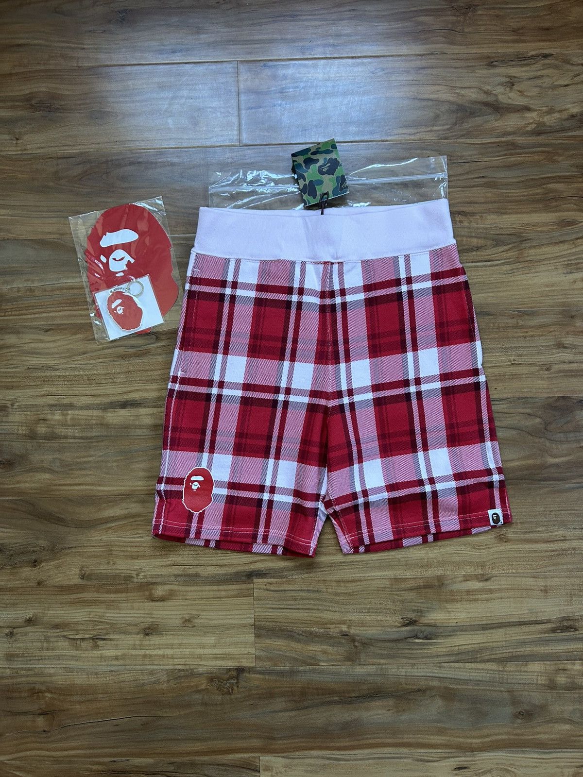 Bape NEW Bape Check Sweat Shorts w/ Gift Size US 28 / EU 44 - 1 Thumbnail