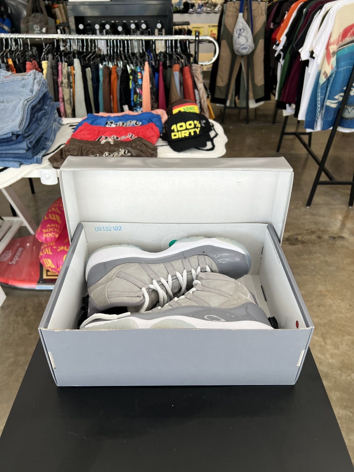 Jordan Brand Air Jordan 11 Cool Grey Sz. 7Y (2021) Size US 7 / EU 40 - 10 Thumbnail