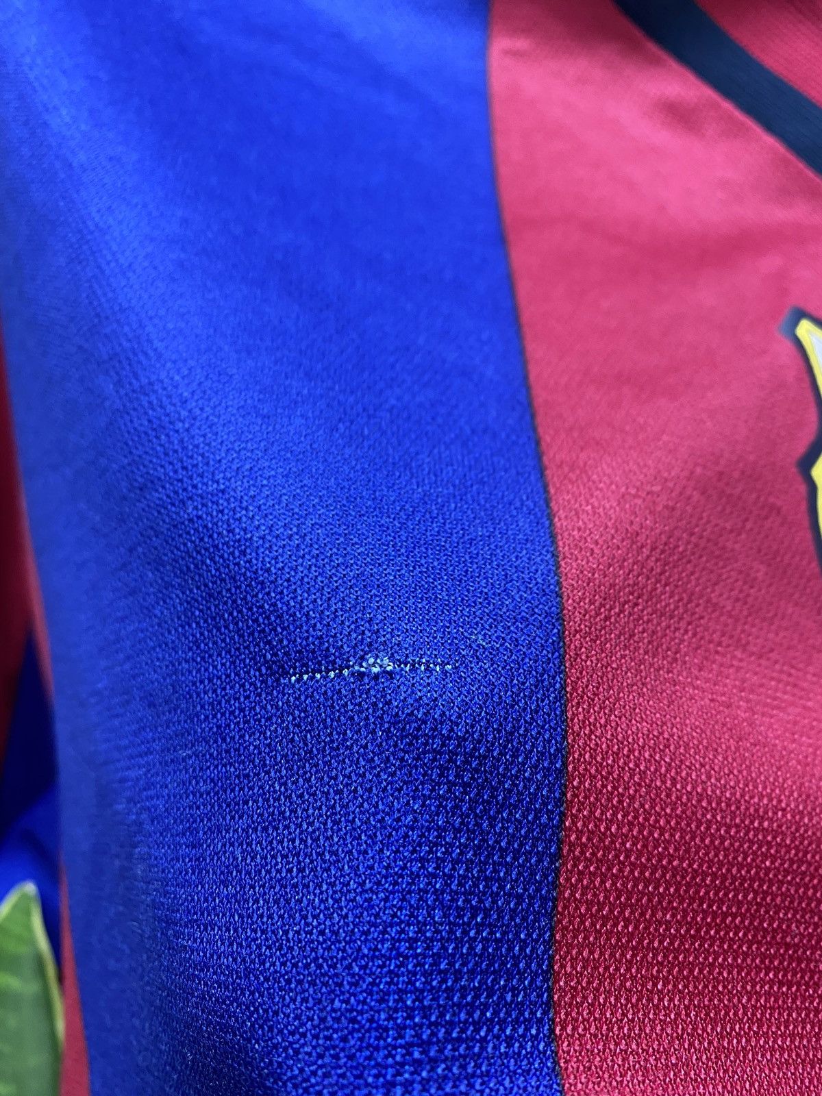 Vintage Vintage FC Barcelona 2000 2001 Home Soccer Jersey Size US XL / EU 56 / 4 - 7 Thumbnail