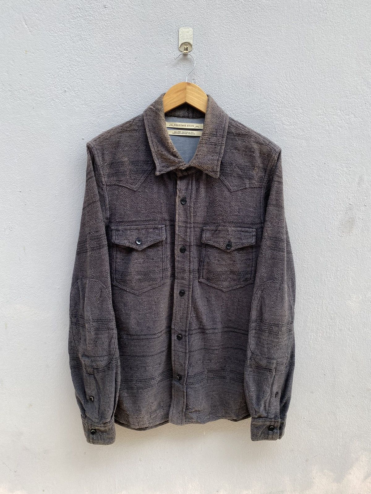 Flannel × Japanese Brand HERITAGE STONE Distress Look Charcoal Grey Flannel Size US M / EU 48-50 / 2 - 1 Thumbnail