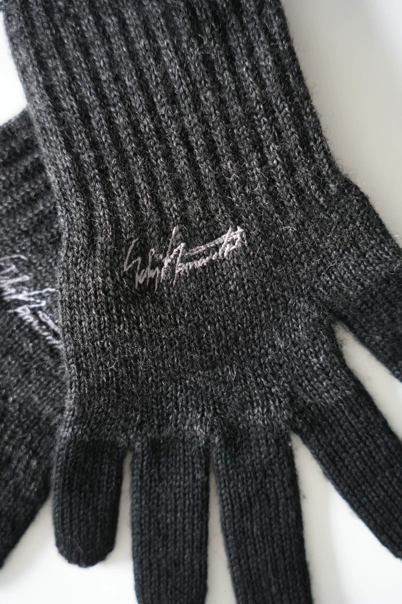 Yohji Yamamoto Yohji Yamamoto 17AW Wool Logo Gloves Black Grey Size ONE SIZE - 4 Thumbnail