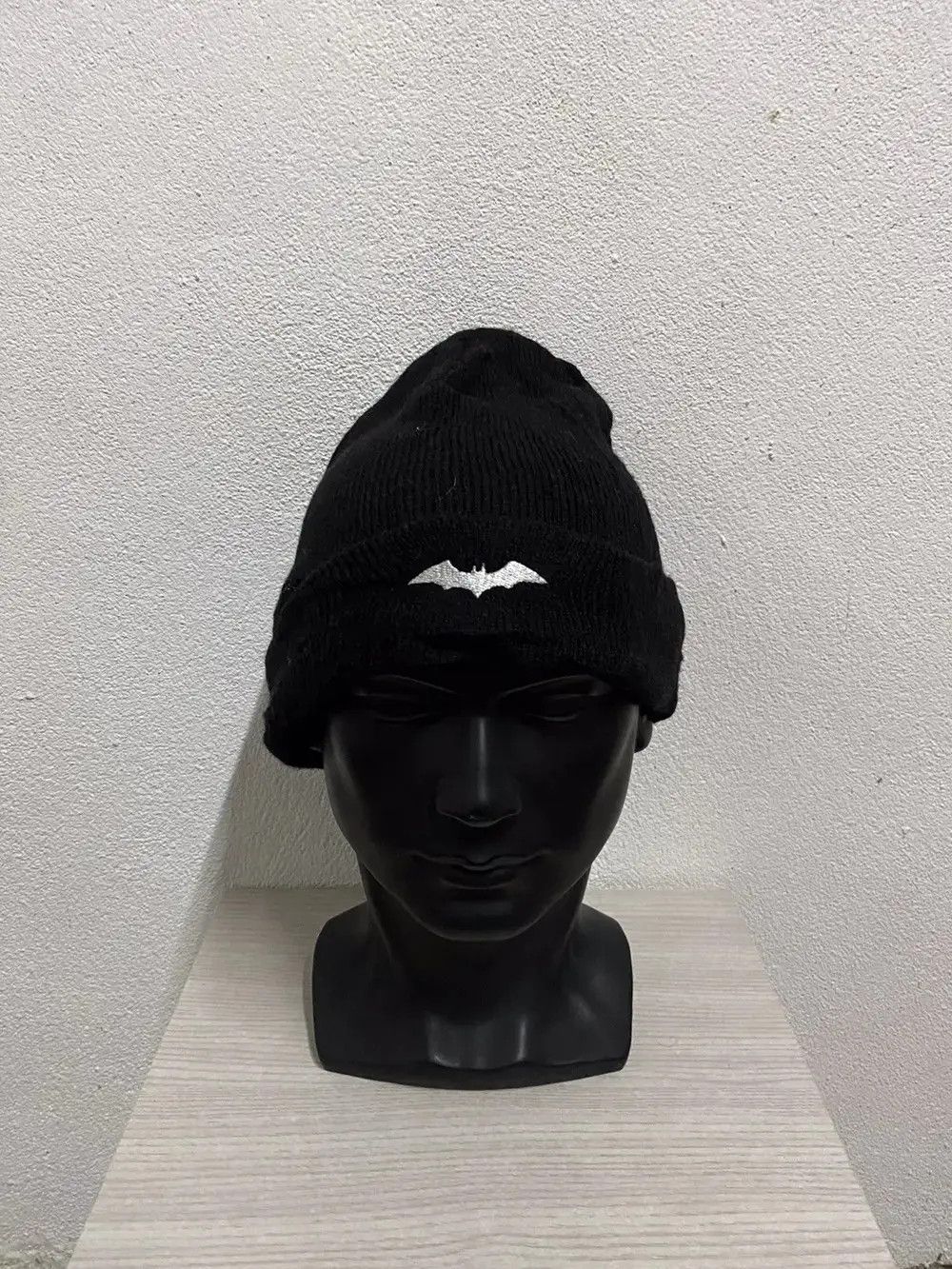 Japanese Brand Japanese Brand Batman Small Logo Beanie Hat Size ONE SIZE - 2 Thumbnail