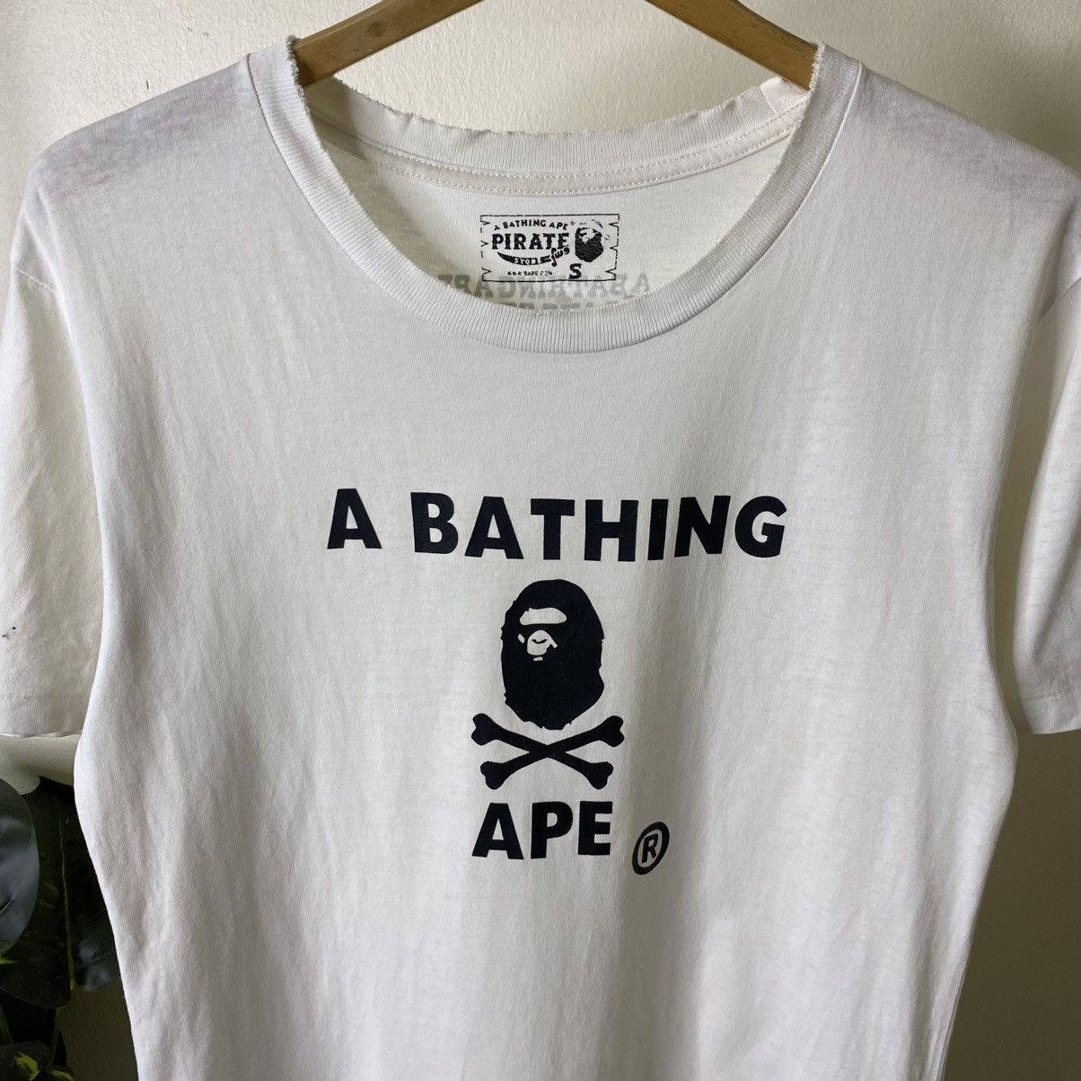 Bape A Bathing Ape Pirate Store Nigo T Shirt Size US S / EU 44-46 / 1 - 2 Thumbnail