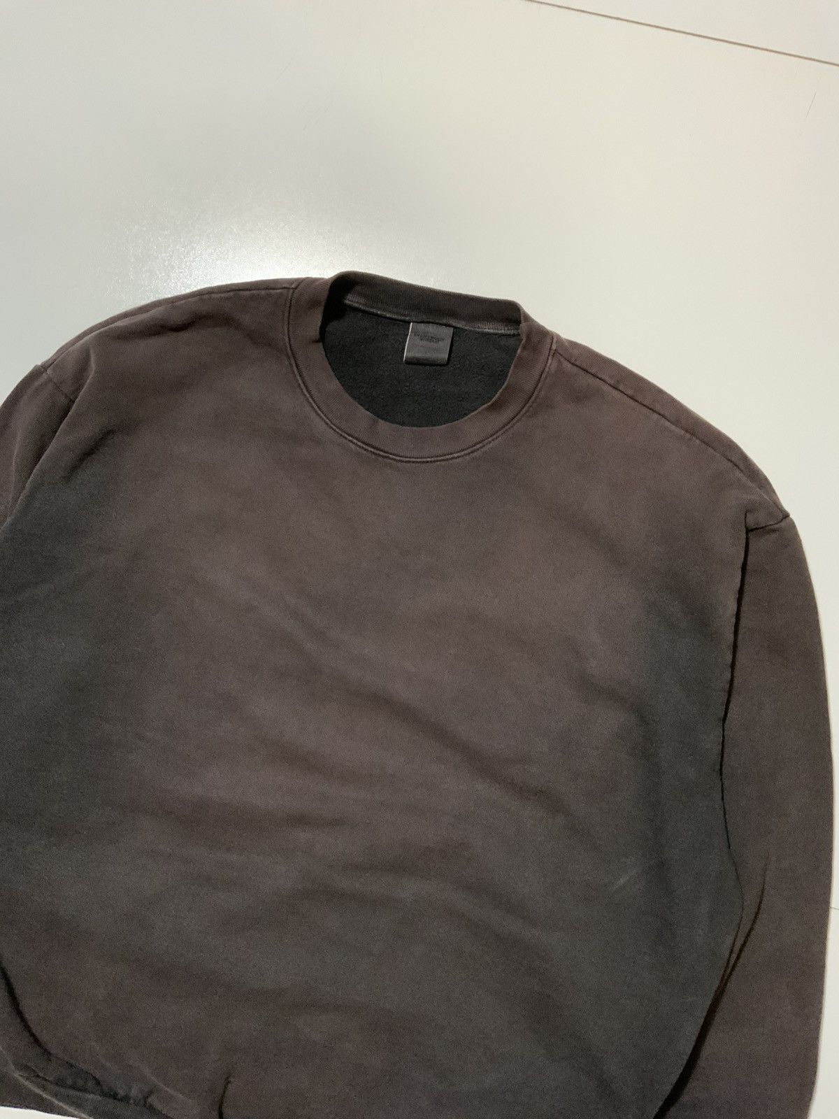 Everybody.World Everybody .World Vintage Faded Heavyweight Crew Sweatshirt Size US L / EU 52-54 / 3 - 3 Thumbnail