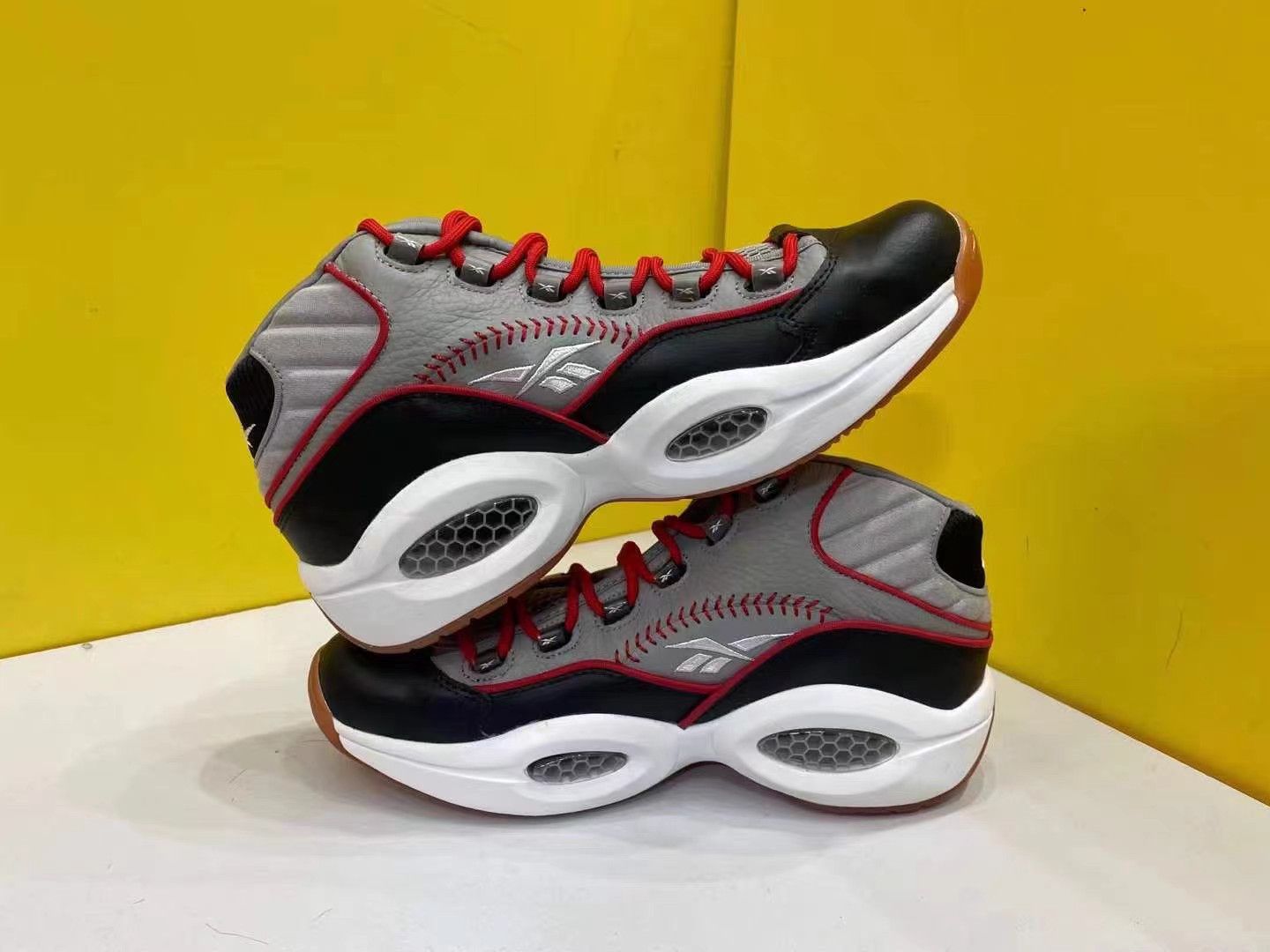Reebok Reebok Question Mid "Baseball" K15 Size US 10 / EU 43 - 5 Thumbnail
