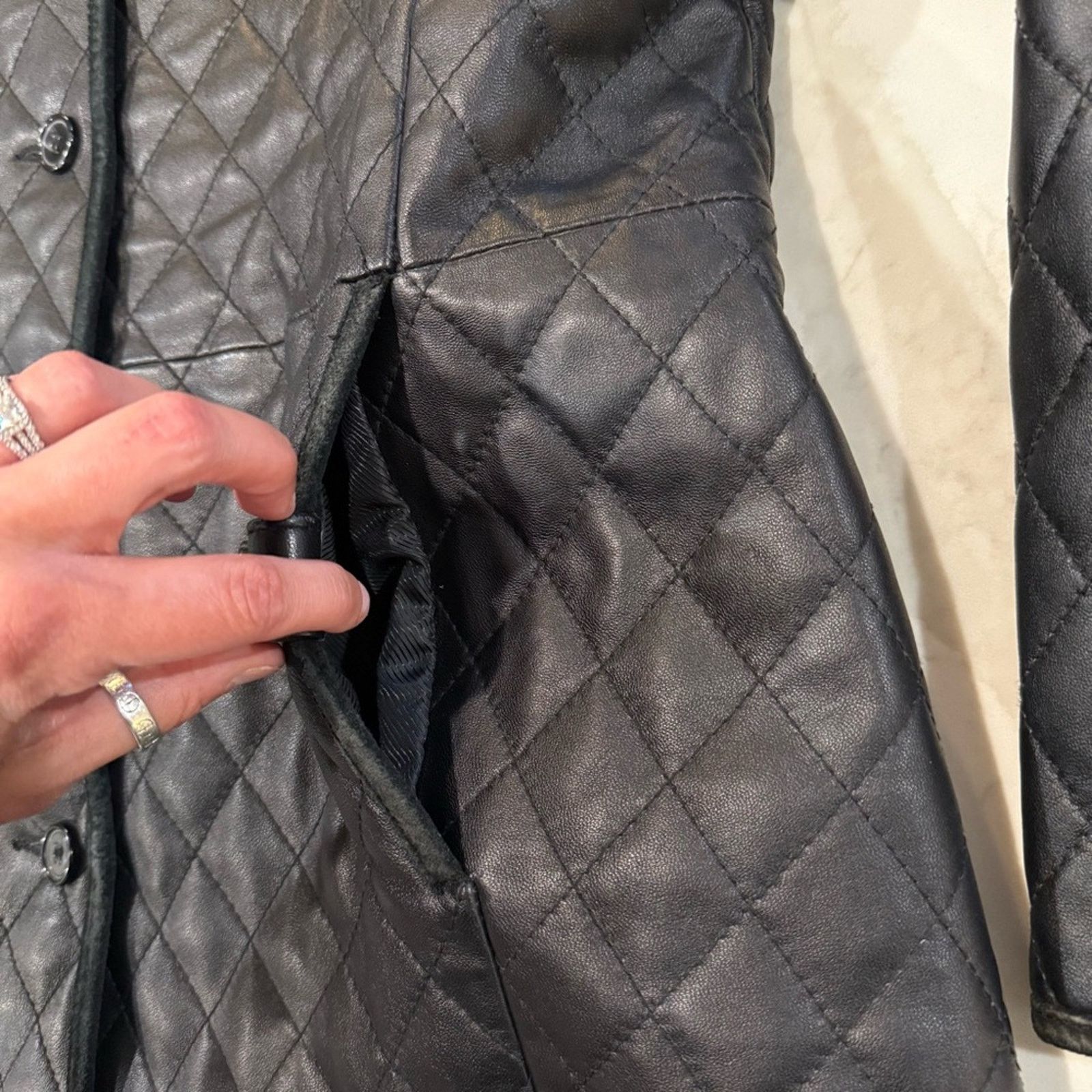 Covington Covington Quilted Button Front Leather Jacket Womens Medium Size M / US 6-8 / IT 42-44 - 3 Thumbnail