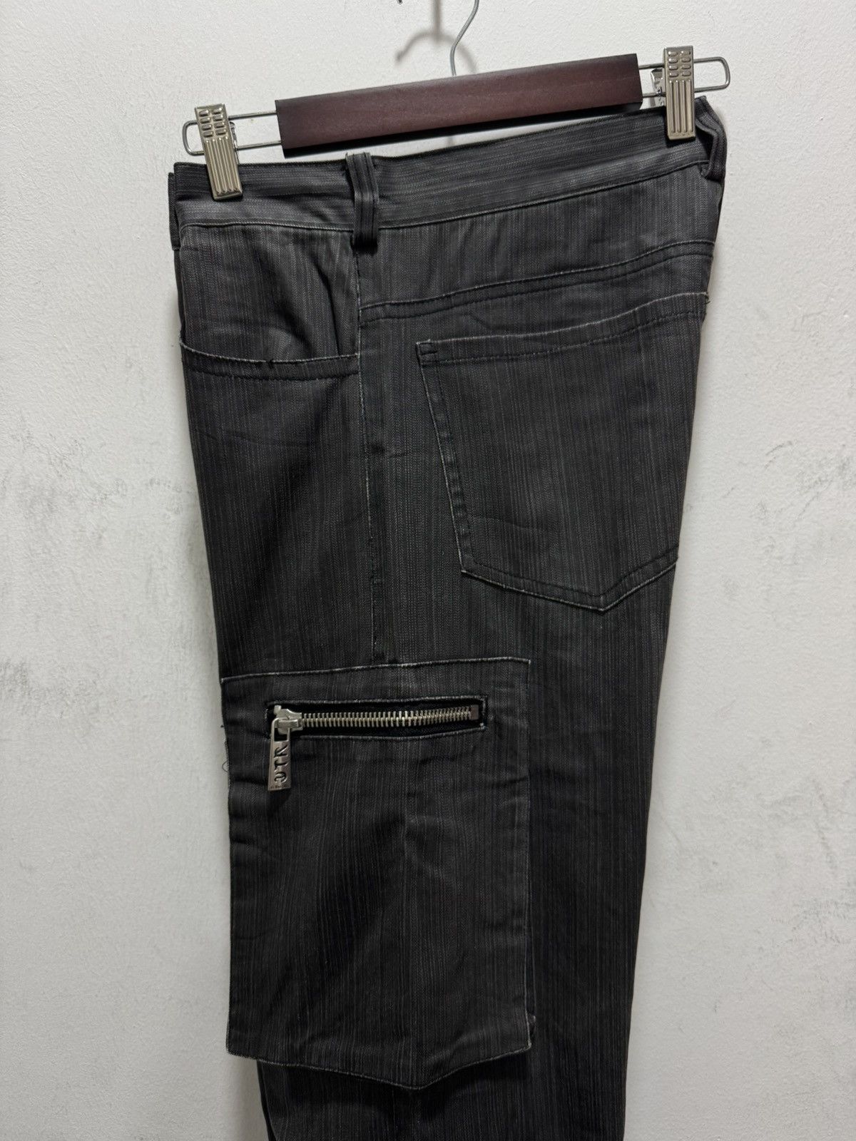 Japanese Brand JAPANESE STYLE IN THE ATTIC GOTH BONDAGE PUNK CARGO PANTS Size US 29 - 14 Thumbnail
