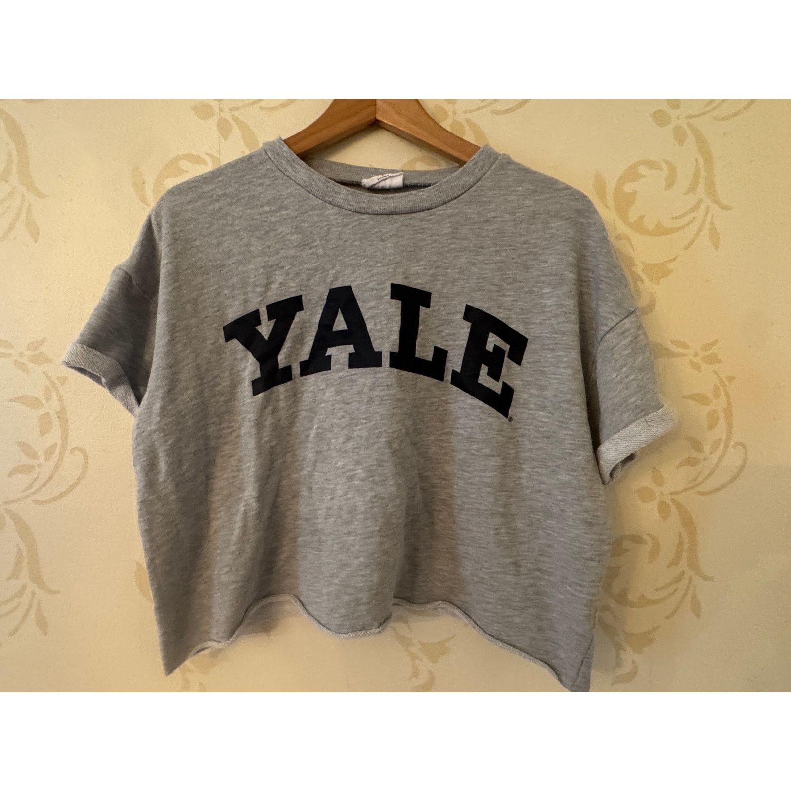 Vintage Vintage Yale University Sweatshirt Ladies Small Size S / US 4 / IT 40 - 1 Thumbnail