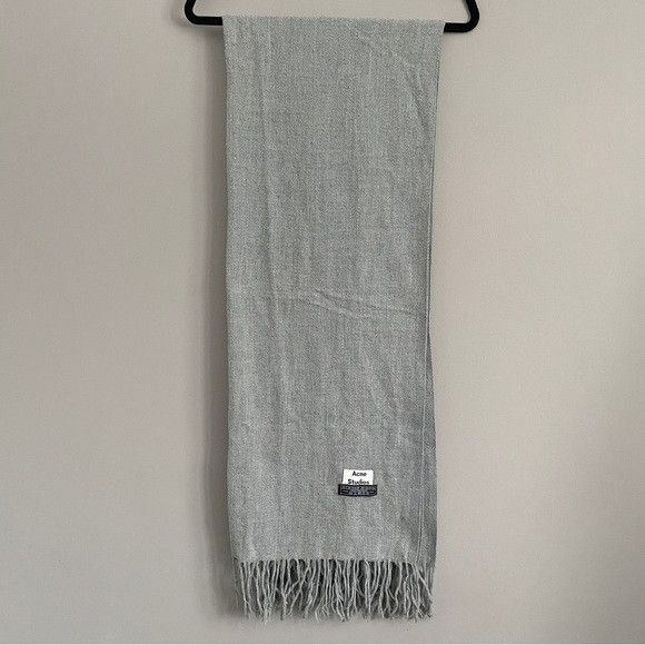 Acne Studios Acne Studios Gray Wool Oversized Fringed Scarf - Italy 🇮🇹 Size ONE SIZE - 7 Thumbnail