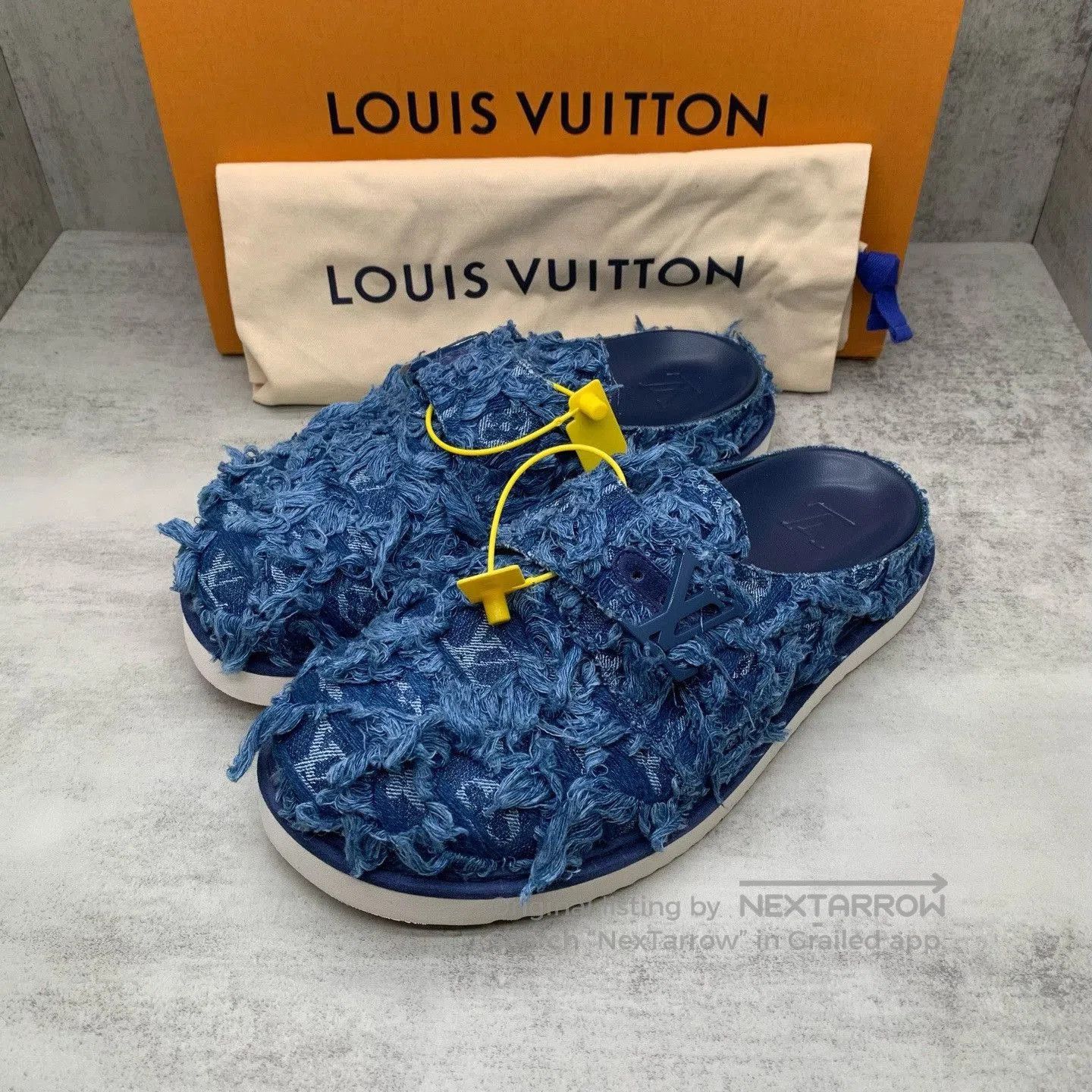 Louis Vuitton louis vuitton blue printed slip. Size US 10 / EU 43 - 1 Thumbnail