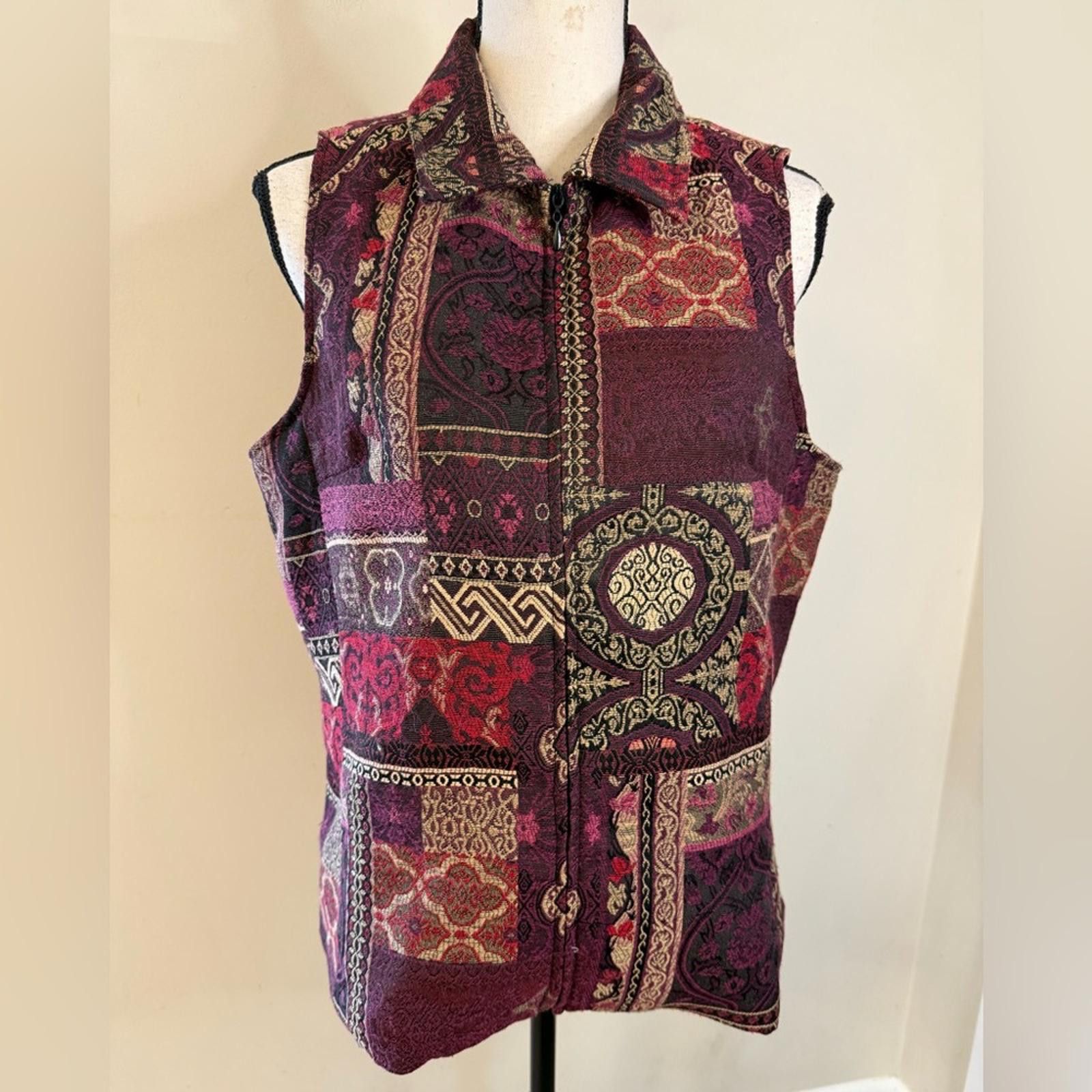 Other Chadwicks Red & Gold brocade patchwork zippered vest SZ 12 Size XL / US 12-14 / IT 48-50 - 1 Thumbnail