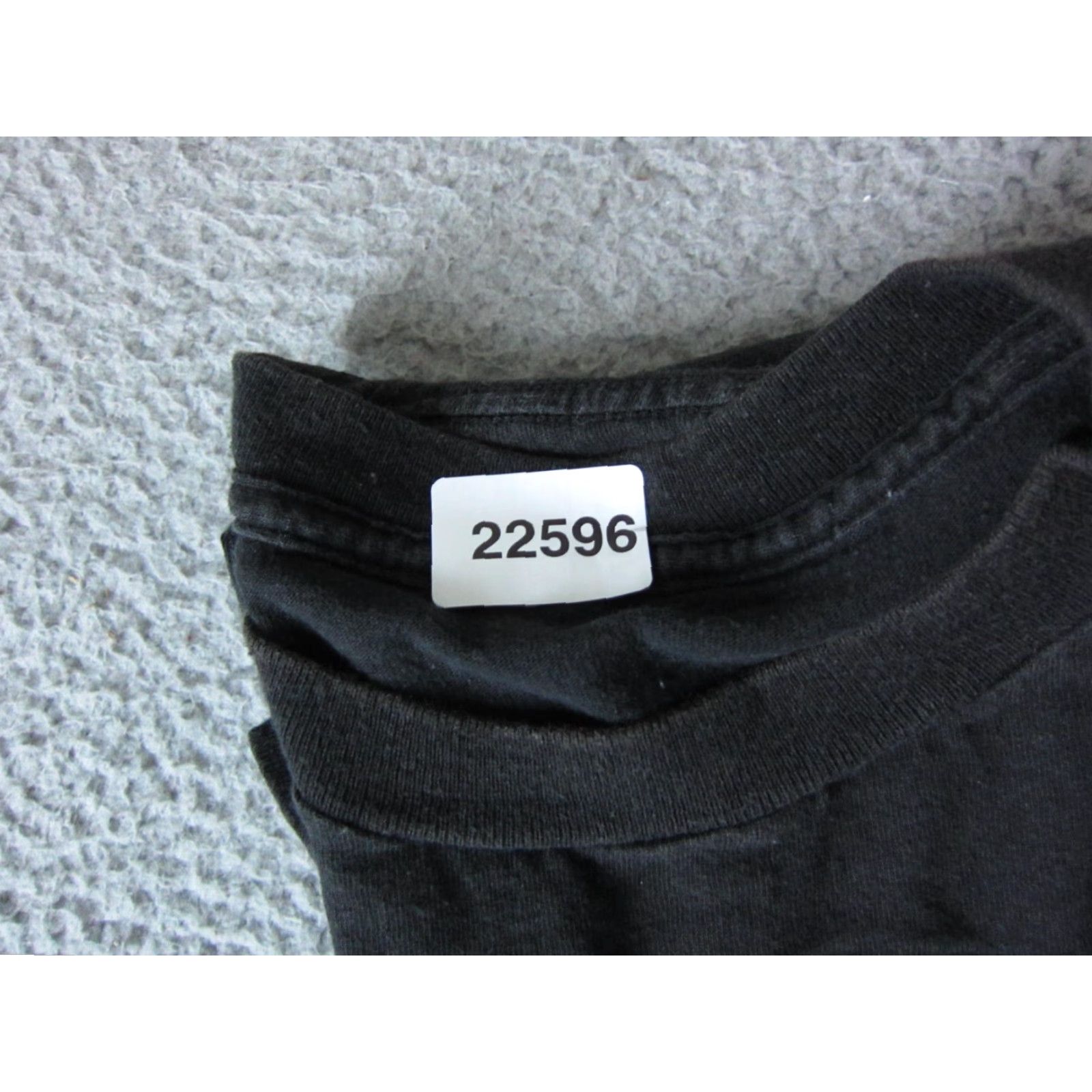 Vintage VINTAGE Mom Shirt Adult Medium Black Bank of Mom Money Bags Casual Tee Mens Shirt M Black 80s Classic School Mens Size US M / EU 48-50 / 2 - 8 Thumbnail