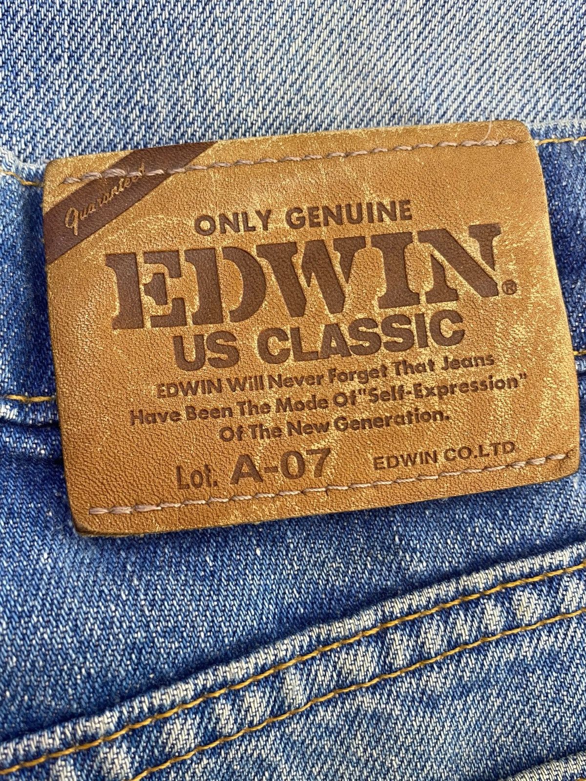 Edwin Edwin US Classic Faded Blue Wash Style Loose Jeans Size US 27 - 10 Thumbnail