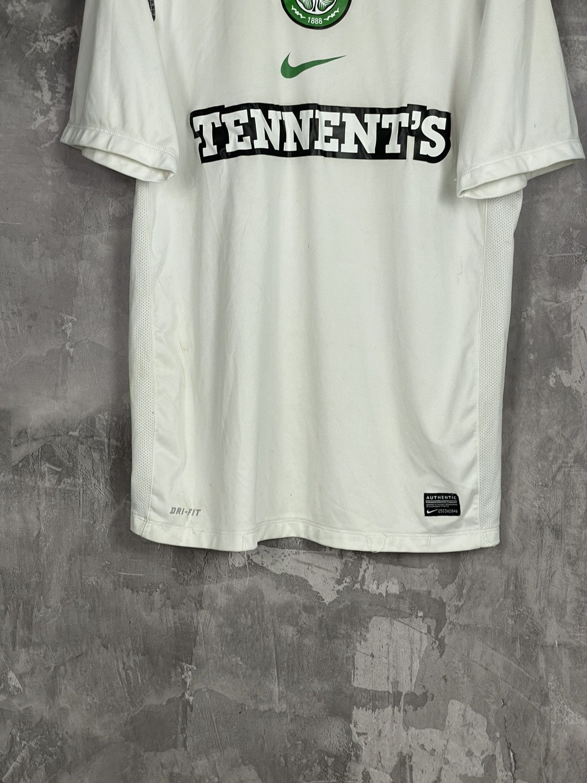 Nike Celtic Nike soccer jersey Tennents football club Size US L / EU 52-54 / 3 - 5 Thumbnail