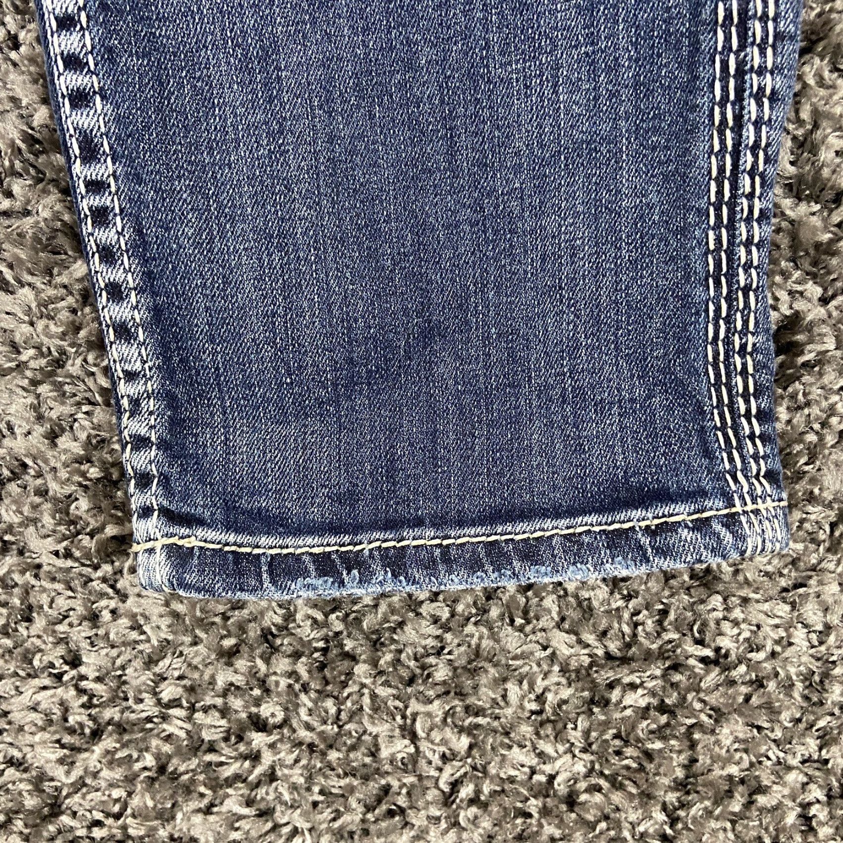 Silver Jeans Co. Silver Jeans Capri Jeans Women W29 Distressed Heavy Stitch Blue Womens Size 29" - 4 Thumbnail