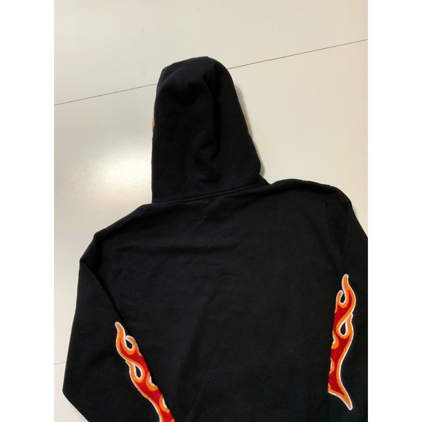 Vintage EPTM EP9676 Nu Flame Fire Appliqué Black Fleece Pullover Sweatshirt Hoodie Sz. L Size US L / EU 52-54 / 3 - 5 Thumbnail