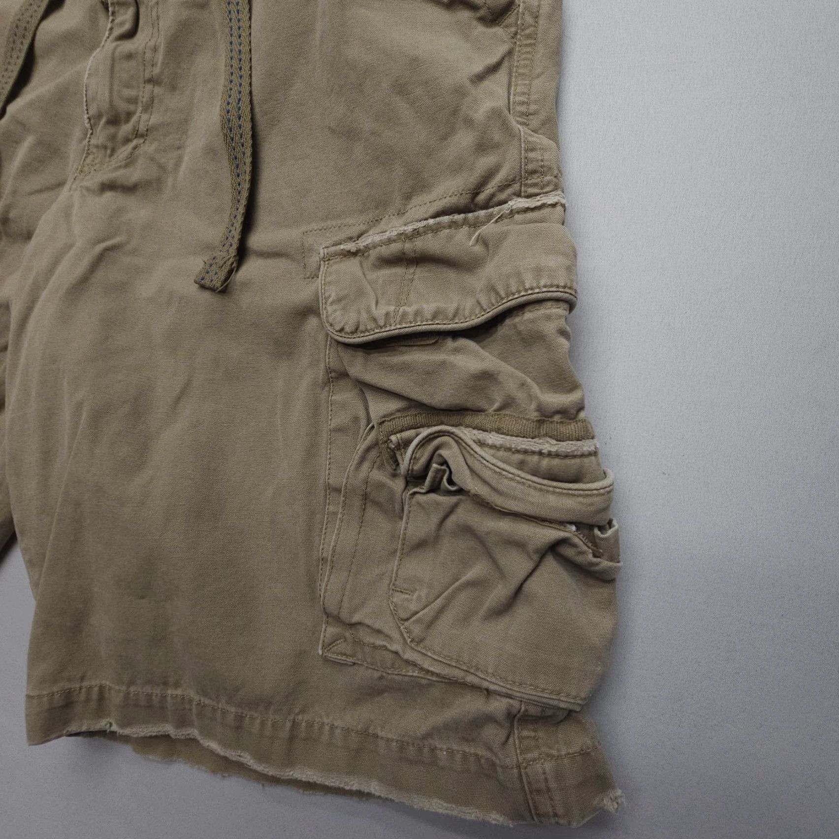Toy Machine Cargo Shorts Machine Mens 34 x 11 Khaki Canvas Y2K 2000s Heavy Military Army Size US 34 / EU 50 - 3 Thumbnail
