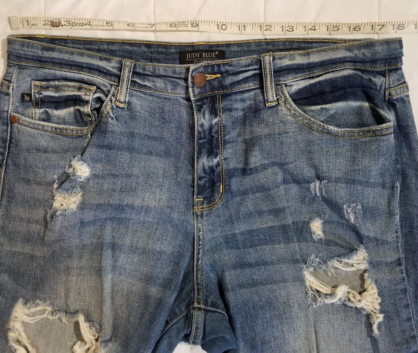 Other Judy Blue Jeans Paint Splatter Boyfriend Fit 15/32 Midrise Size 32" / US 10 / IT 46 - 10 Thumbnail