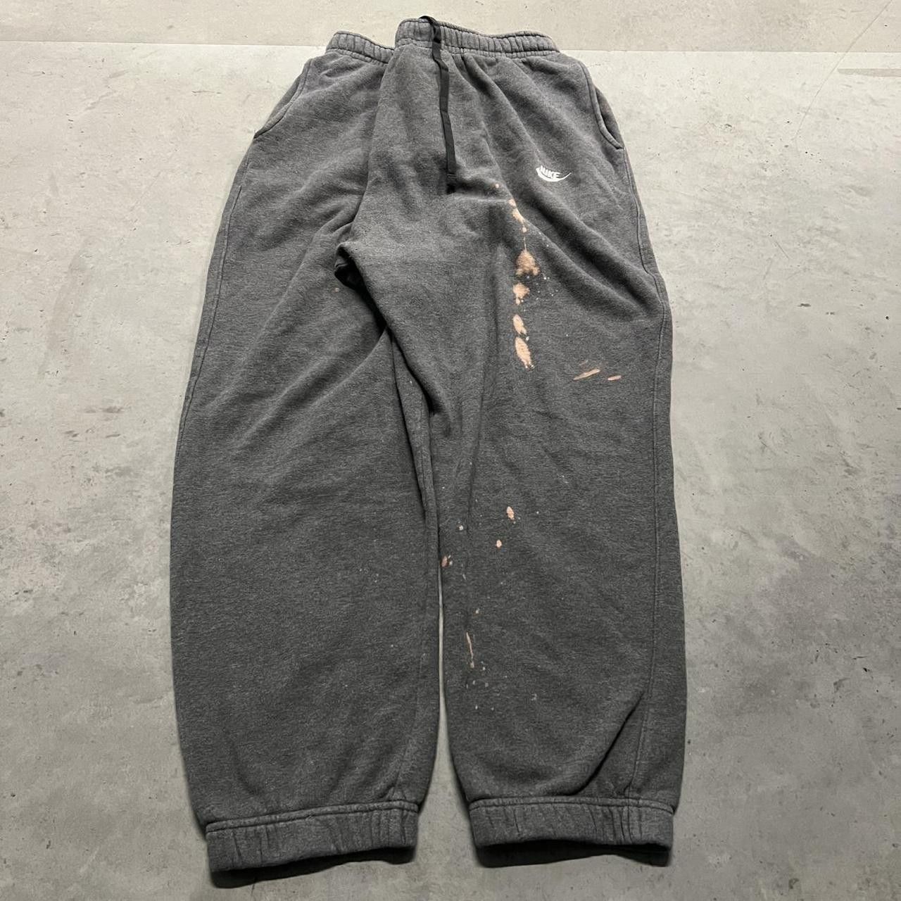 Nike Vintage Y2K/2000s Nike Grey Sweatpants with Bleach splatter and baggy fit! Size US 40 / EU 56 - 2 Thumbnail
