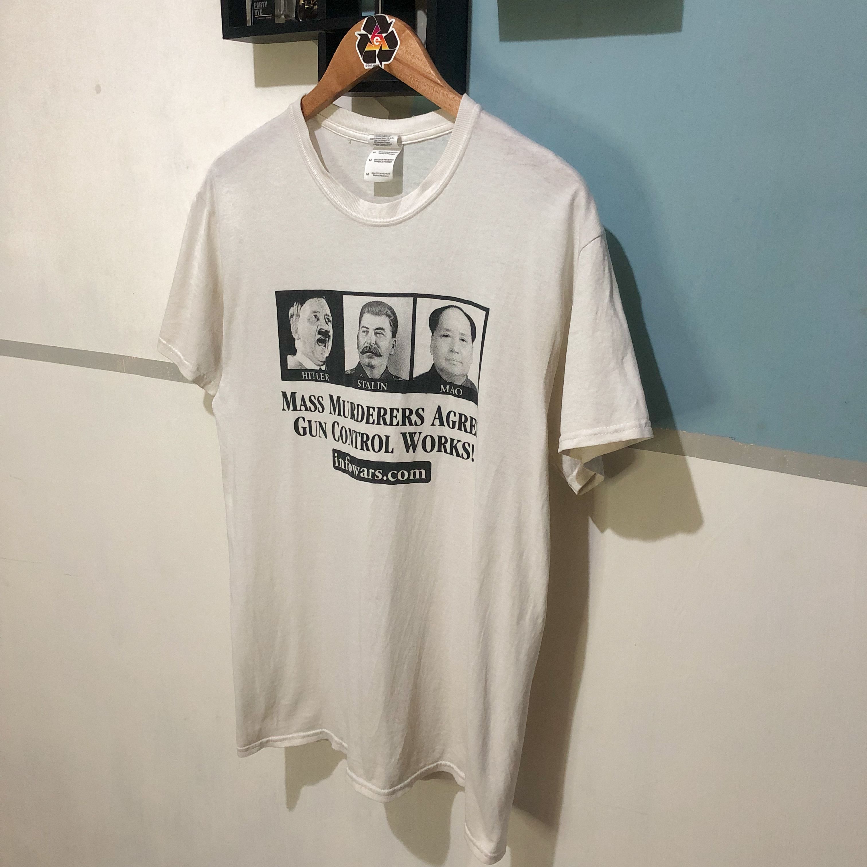 Vintage RARE Vintage Mass Murderers Agree Gun Control Works! T-Shirt Size US M / EU 48-50 / 2 - 3 Thumbnail