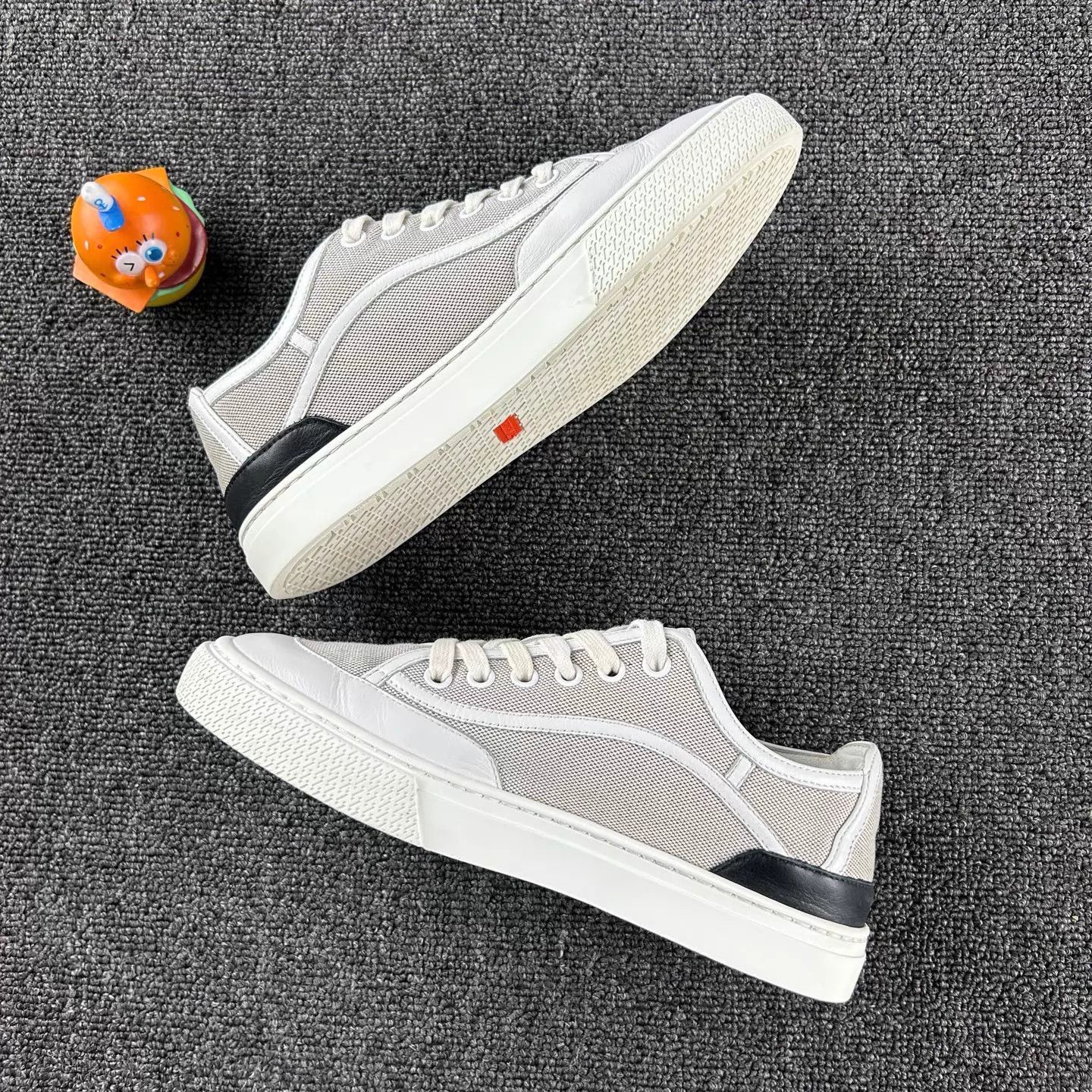 Hermes Hermes Gray Minimalist Logo Sneaker 36 Size US 5.5 / IT 35.5 - 3 Thumbnail
