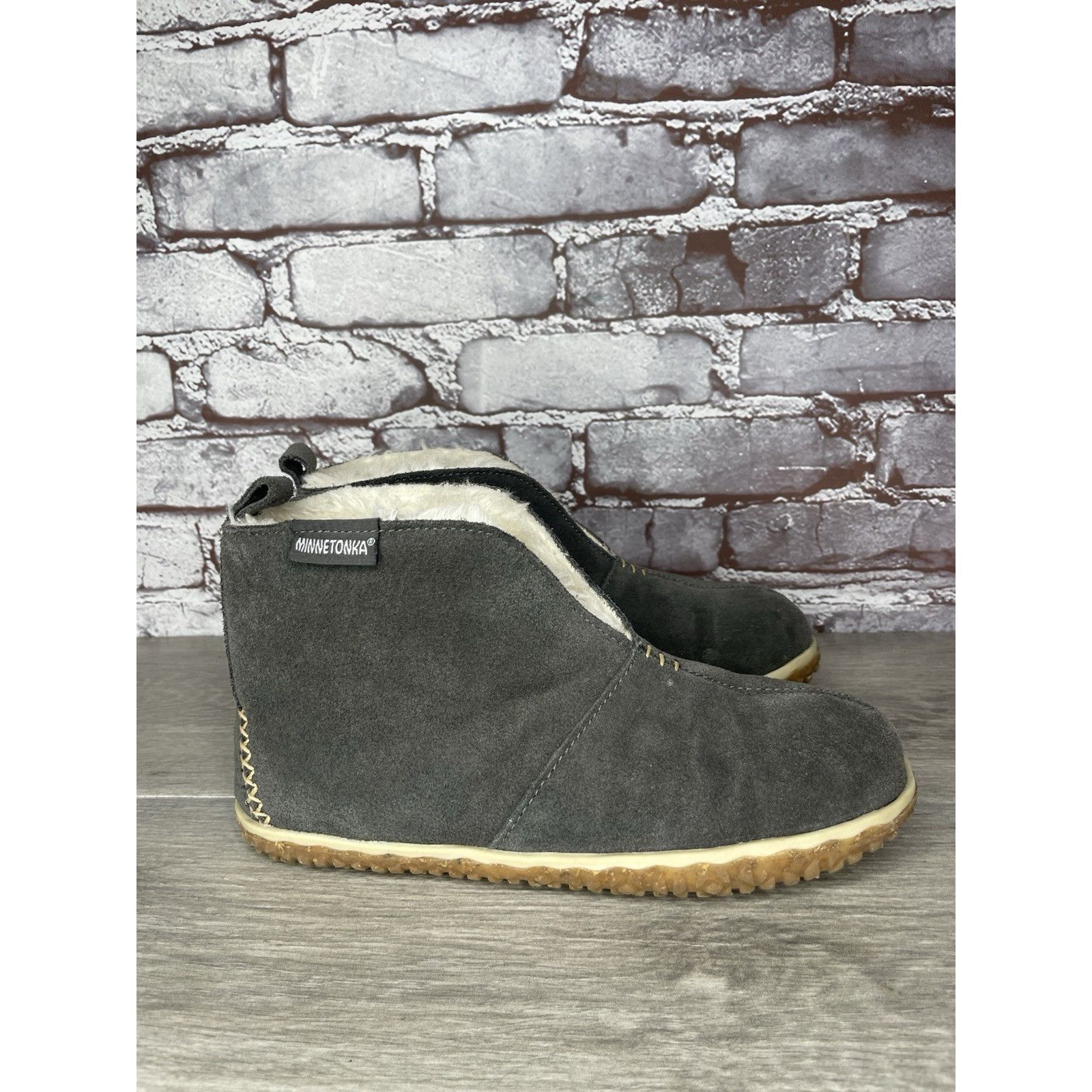 Minnetonka Minnetonka Tucson Gray Suede Southwestern Fur Lined Booties Size US 7 / IT 37 - 10 Thumbnail