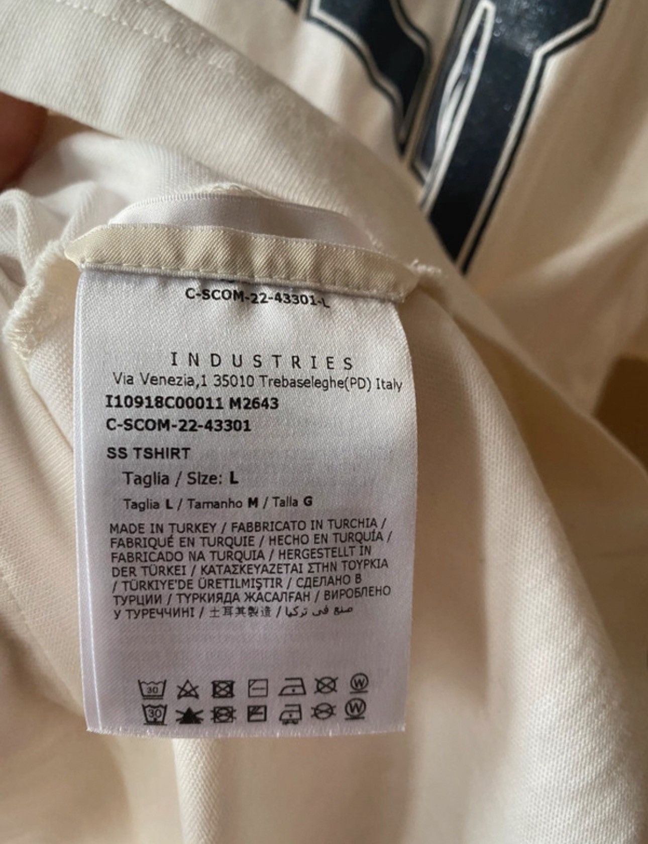 Moncler T-Shirt Moncler Off-white Printed Size US L / EU 52-54 / 3 - 6 Thumbnail