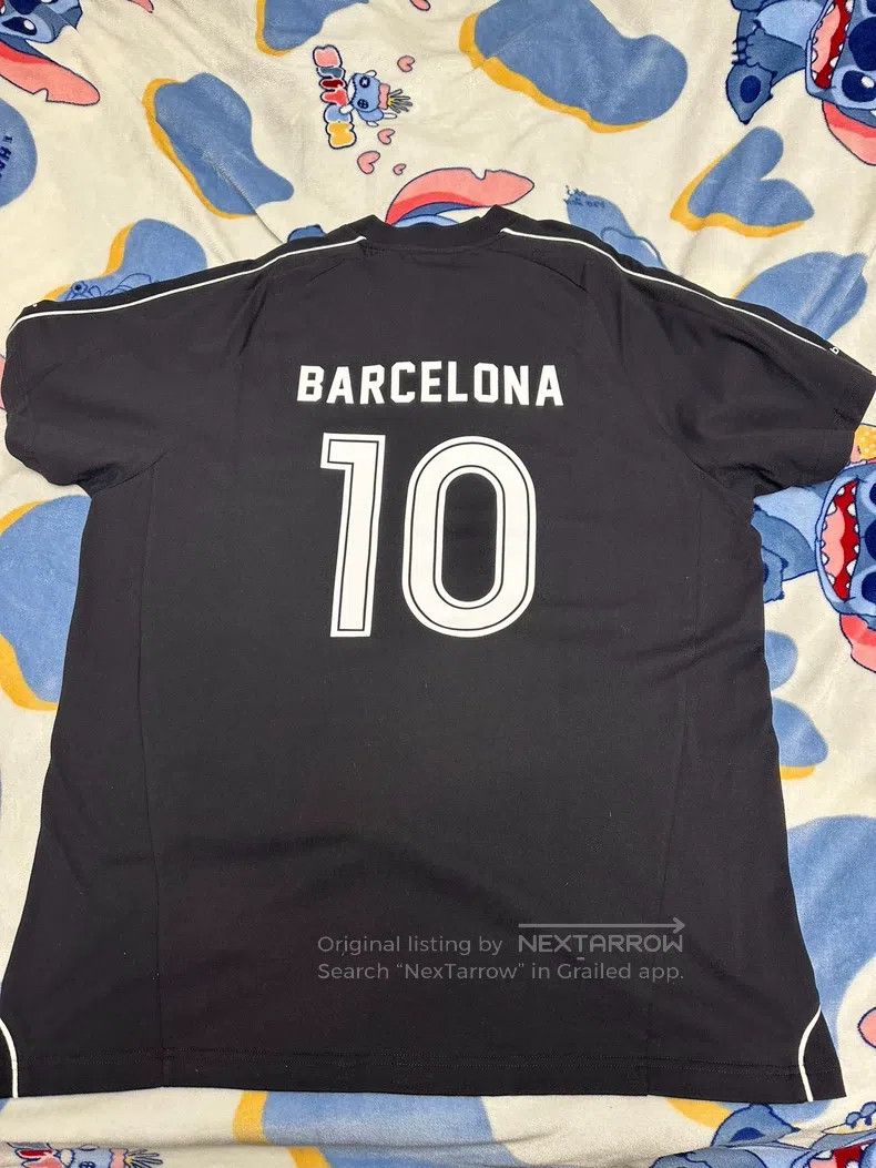 Balenciaga Balenciaga Soccer Short Sleeve Size US M / EU 48-50 / 2 - 2 Thumbnail