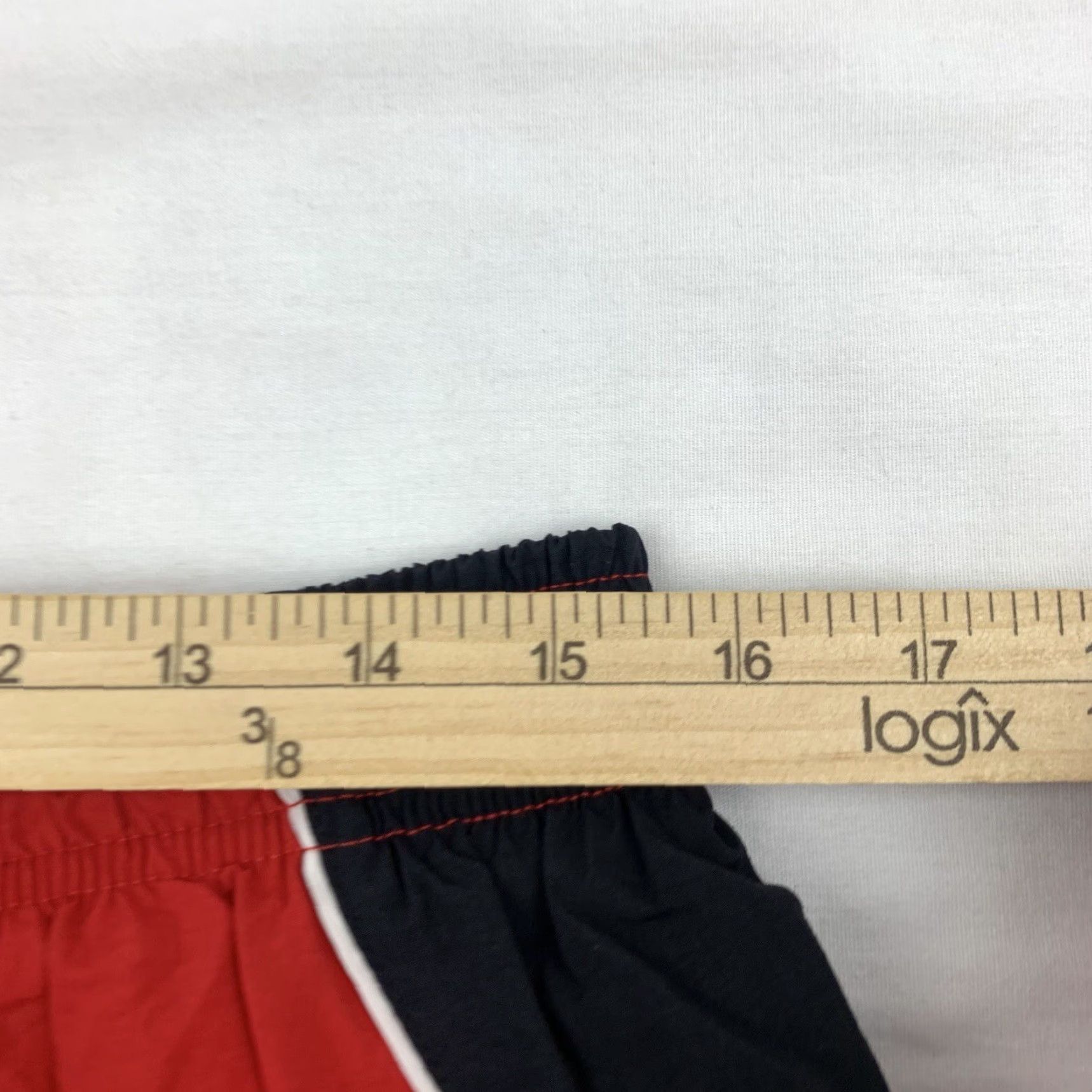 Body Glove VINTAGE Body Glove Swim Trunks Men 2XL Red Trunks Beach Pool 90s USA Swimsuit Shorts Size US 39 - 7 Thumbnail