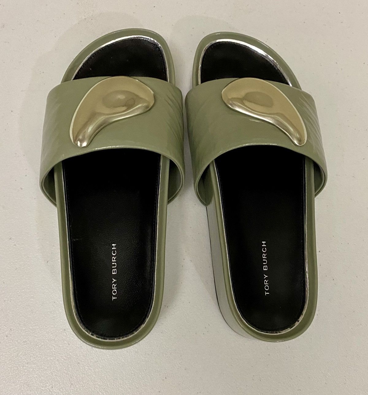 Tory Burch Tory Burch Patos Slide Crinkle Leather Metal Plate 8.5 New Size US 8.5 / IT 38.5 - 11 Thumbnail