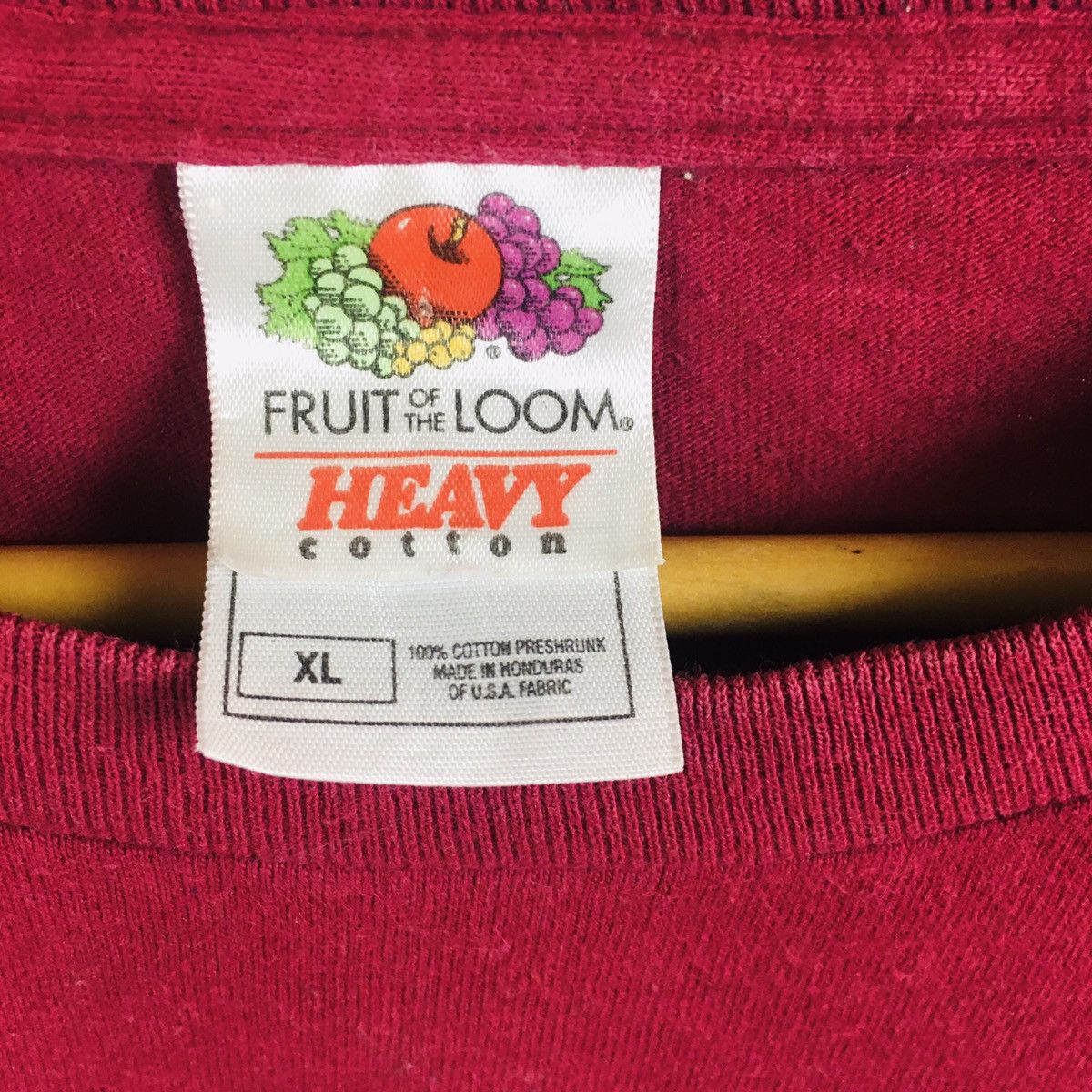 Fruit Of The Loom × Vintage Vintage Rich And Famous Video Slots Mega Jackpots Tee Size US L / EU 52-54 / 3 - 9 Thumbnail