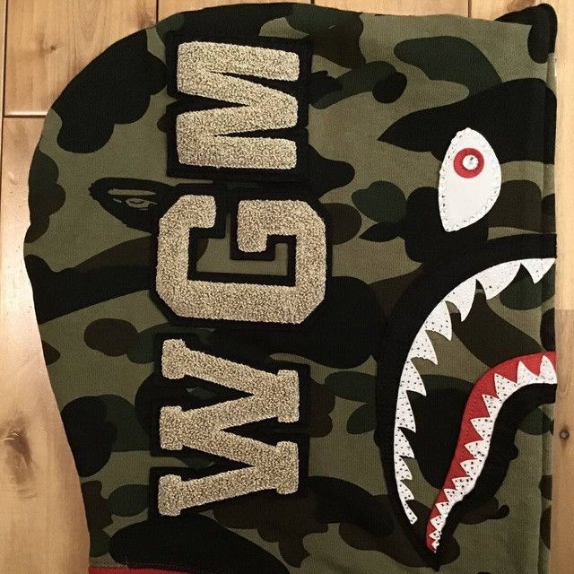 Bape × Swarovski Swarovski × BAPE camo shark full zip hoodie a bathing ape Size US M / EU 48-50 / 2 - 4 Thumbnail
