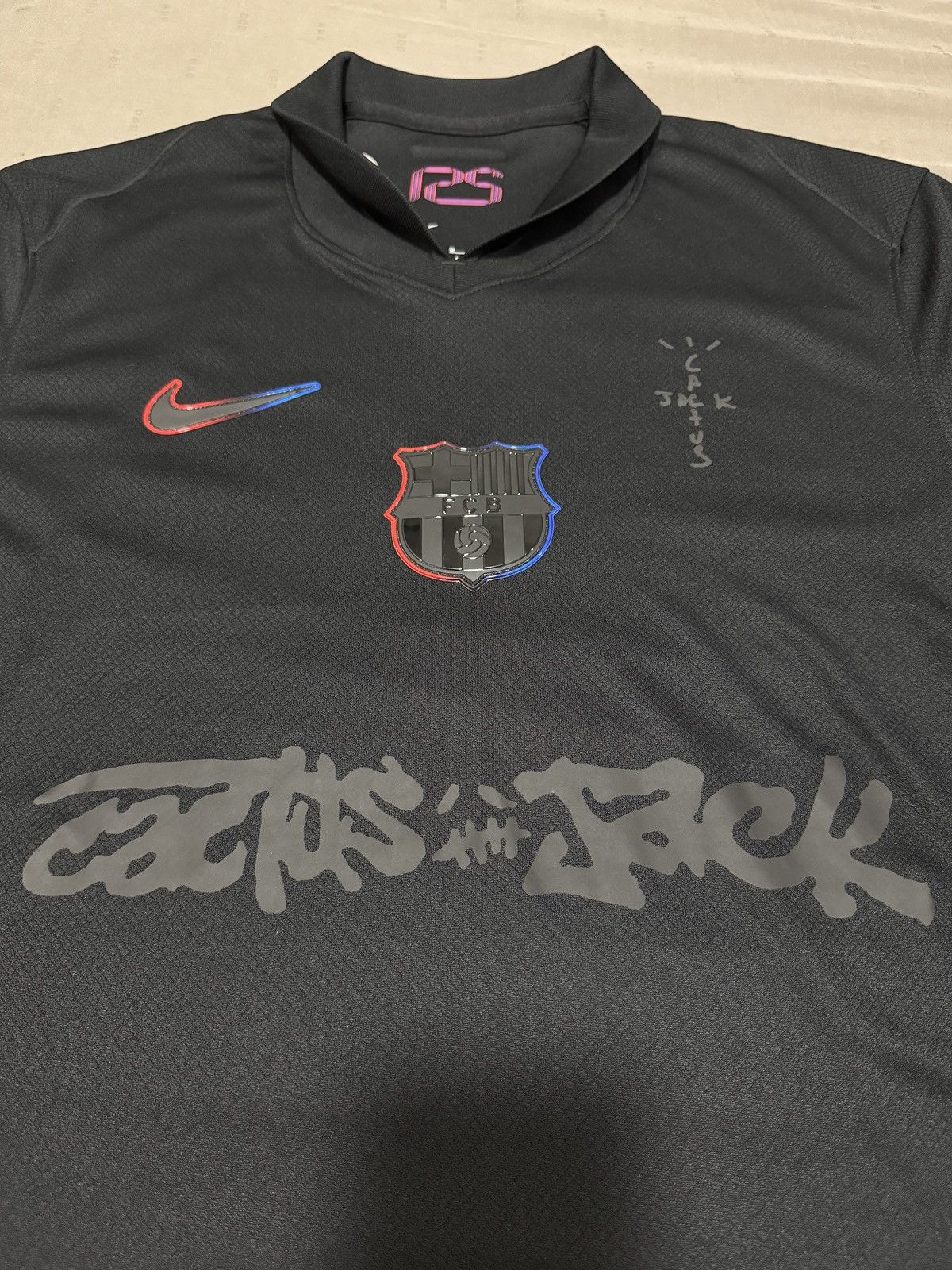 Nike × Travis Scott Fc Barcelona x Travis Scott Limited Edition Away Jersey Size US M / EU 48-50 / 2 - 6 Thumbnail