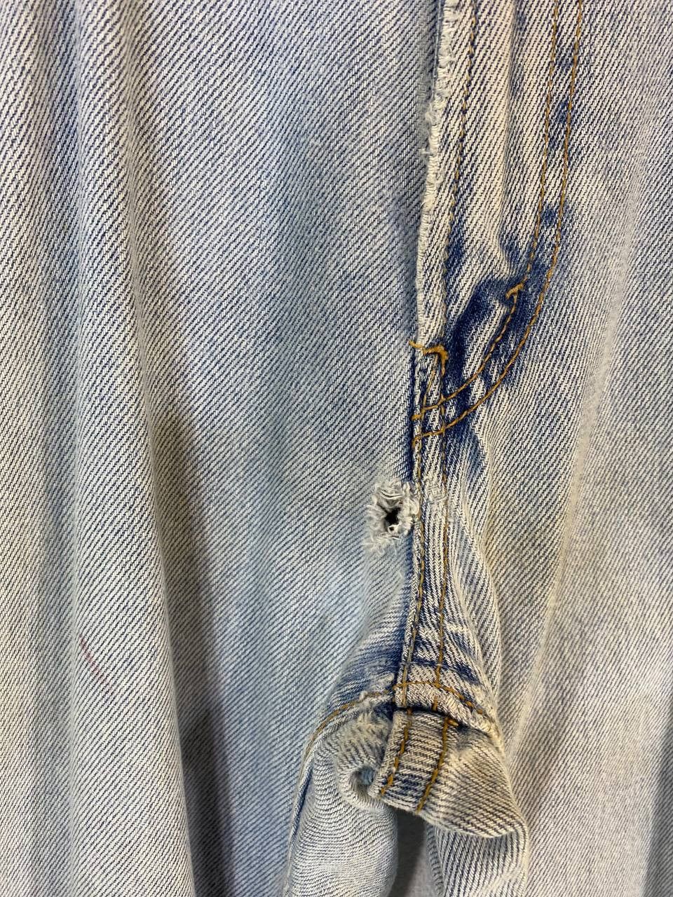 Levi's vintage levis 505 lightwash regular fit distressed denim Size US 32 / EU 48 - 10 Thumbnail