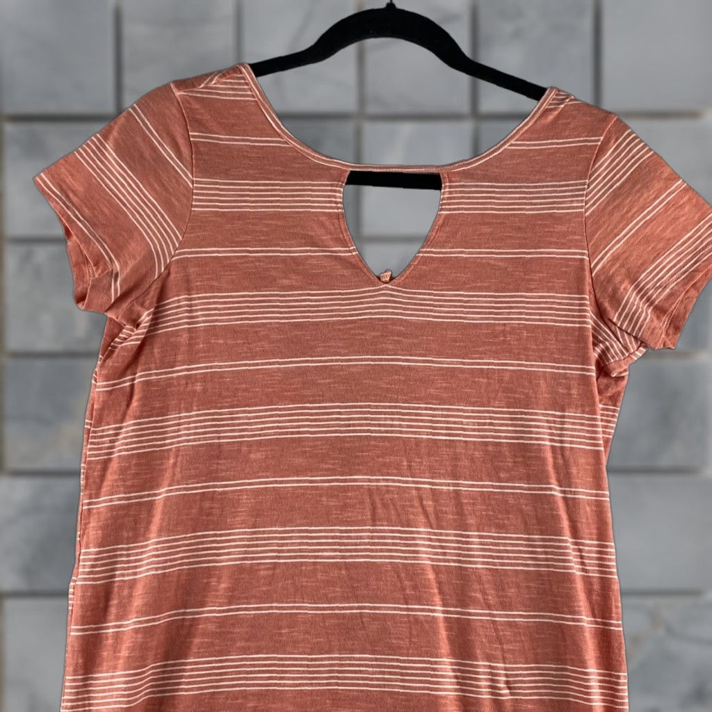 Billabong Billabong Shirt Womens M Pink Striped Cap Sleeve Open Back Soft Knit Casual Blouse Size M / US 6-8 / IT 42-44 - 1 Thumbnail