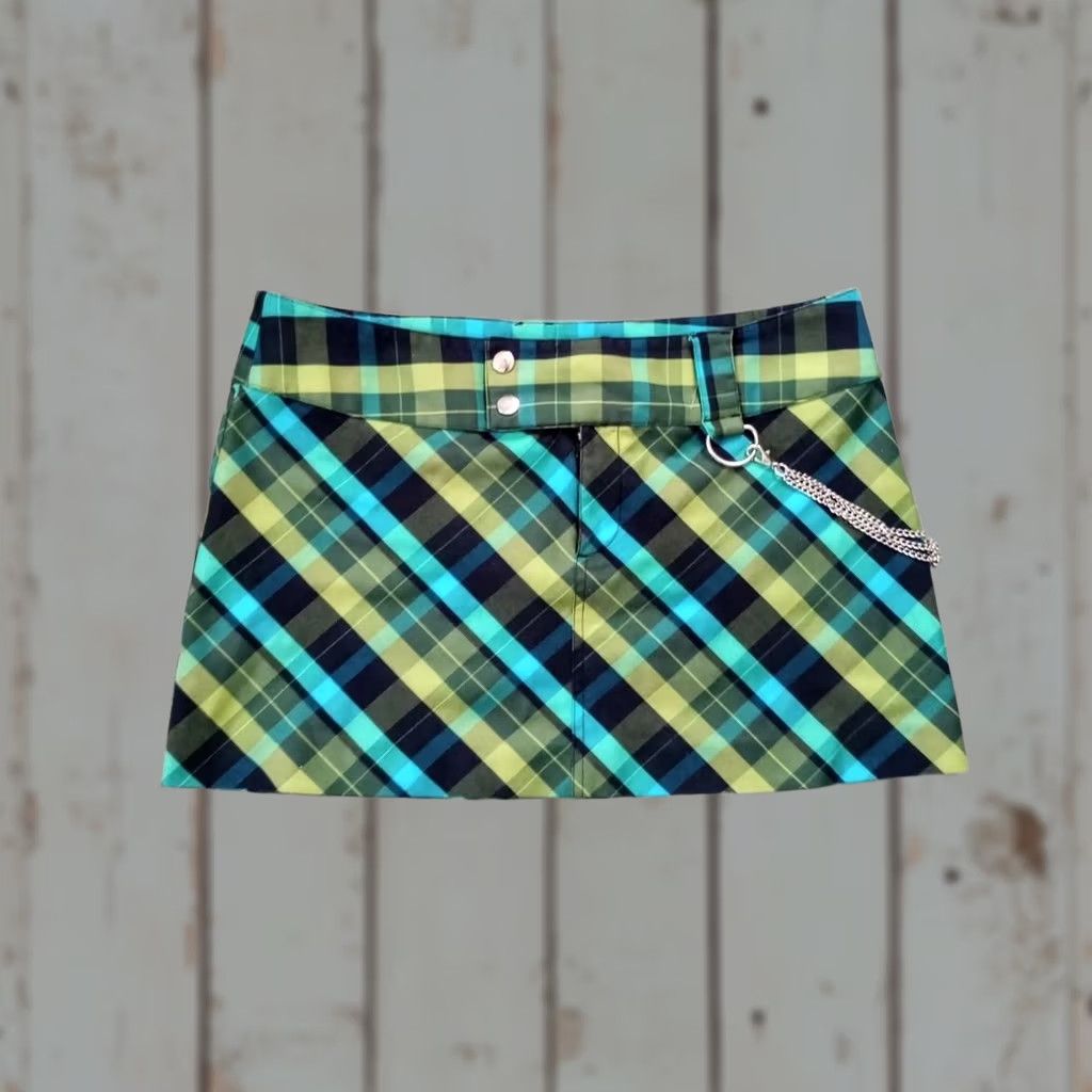 Vintage VINTAGE Wet-seal Skirt Mini Women Juniors 5 Green Plaid Grunge Punk, Chain, Short SZ 5, Wet-seal, Y2K Size 27" / US 4 / IT 40 - 1 Thumbnail