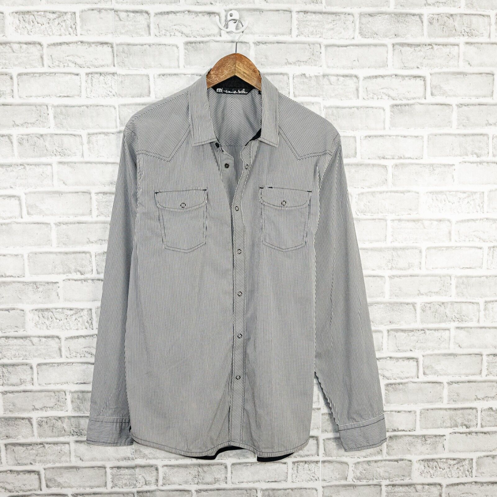 TravisMathew Travis Mathew Men's Snap button up Shirt in Gray Stripe Size US L / EU 52-54 / 3 - 2 Thumbnail