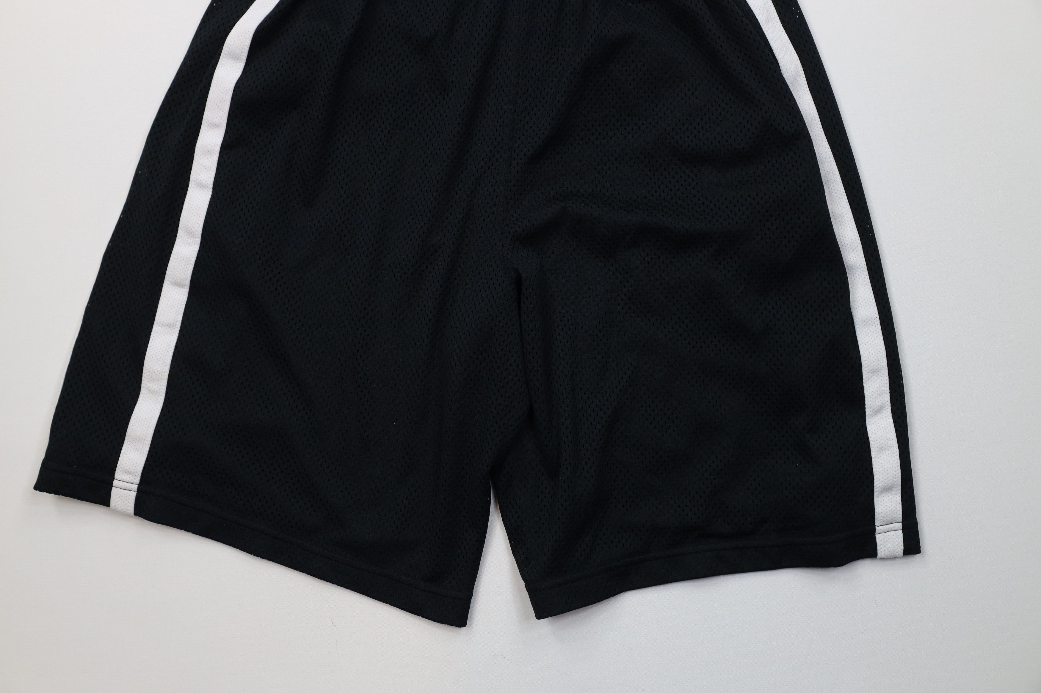 Nike Vintage Nike Scott Mini Swoosh Irish Baseball Mesh Shorts Size US 32 / EU 48 - 12 Thumbnail
