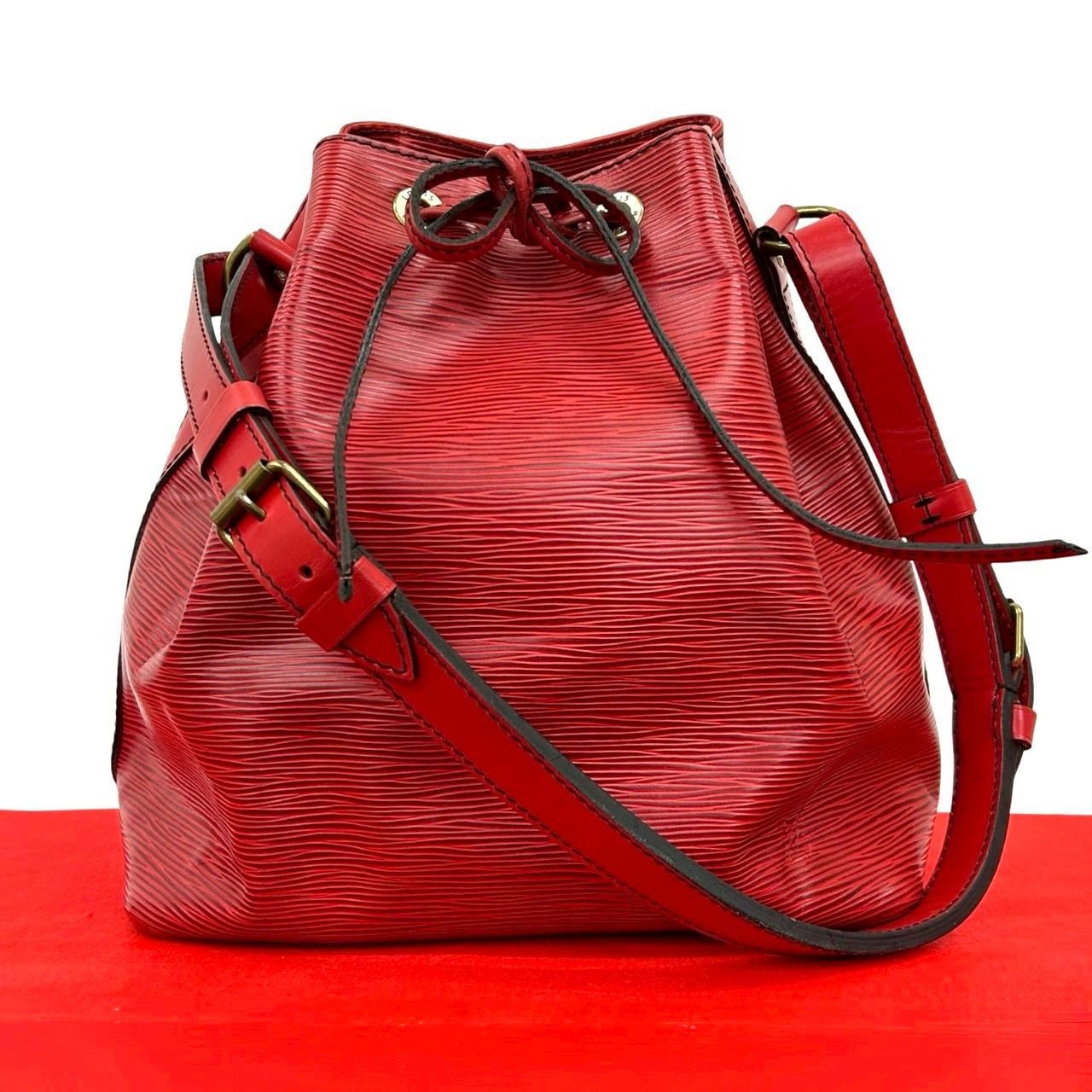 Louis Vuitton Louis Vuitton Louis Vuitton Petit Noe Epi 2way Shoulder Bag Leather Shoulder Bag DUTY FREE for USA Size ONE SIZE - 1 Thumbnail