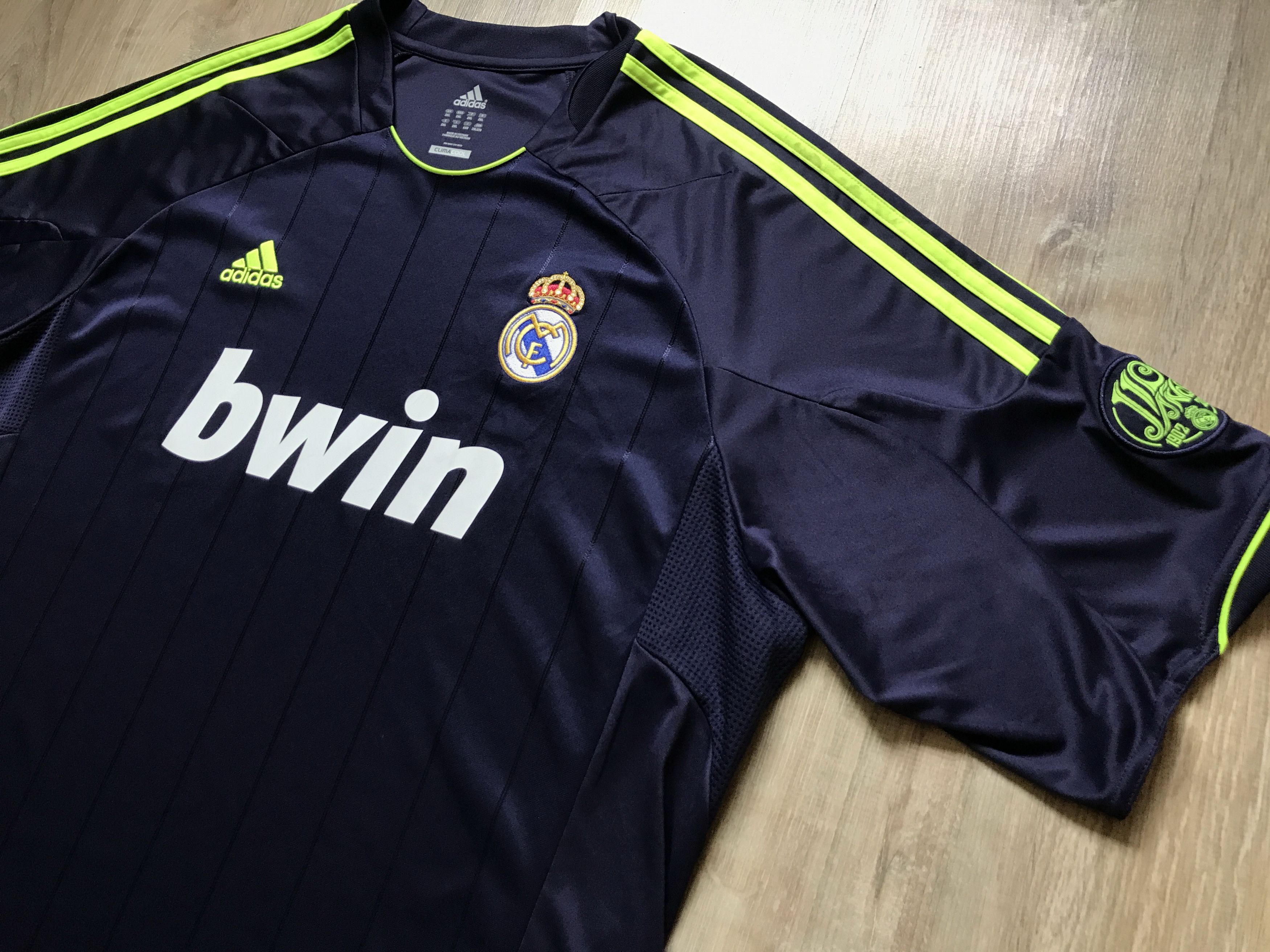 Adidas Adidas Real Madrid Away Football Shirt 2012-2013 Size US XXL / EU 58 / 5 - 3 Thumbnail