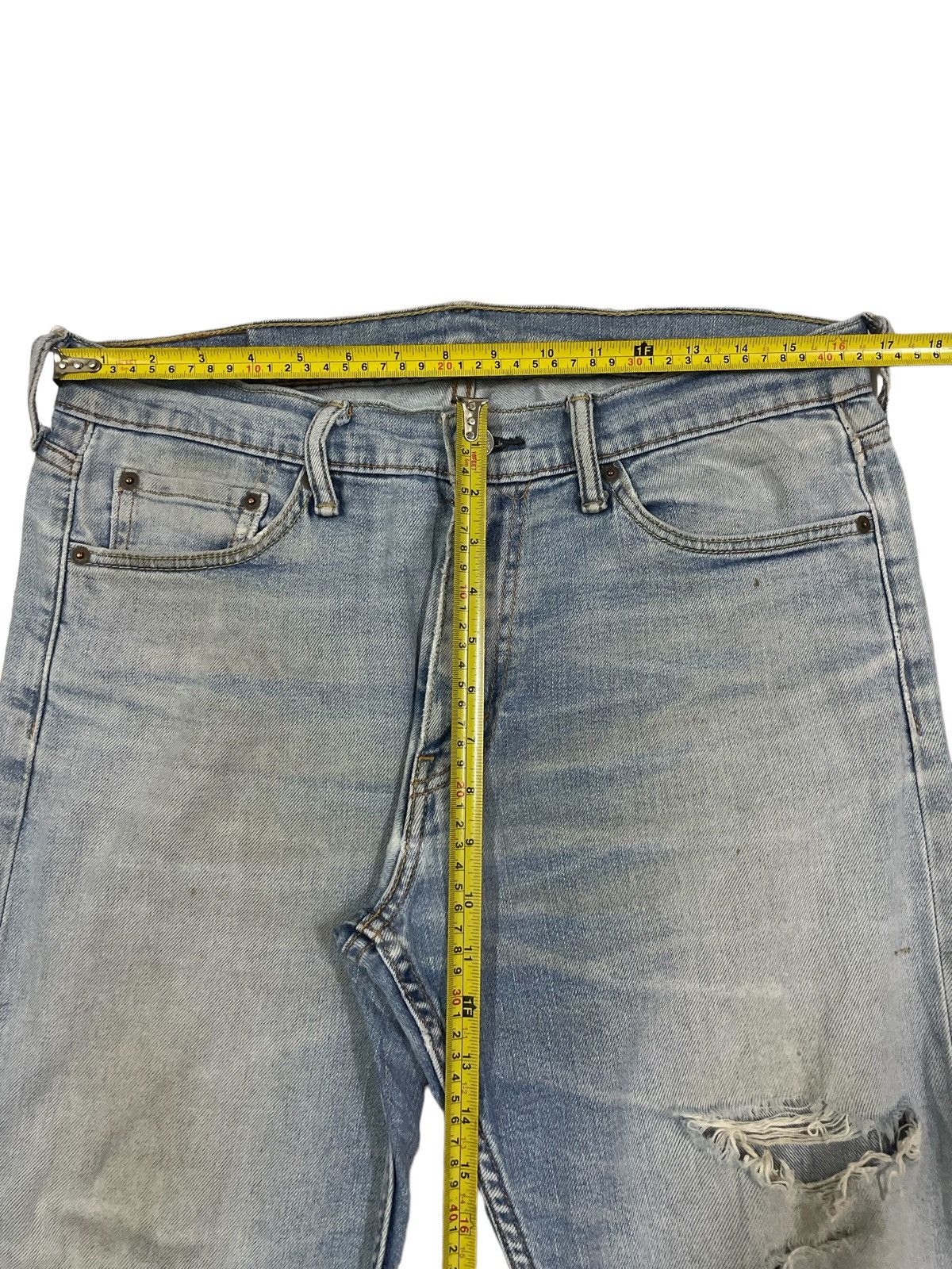 Levi's Vintage Clothing Vtg Levi’s 501 Loose Fit Straight Leg Ripped Jeans #3423 Size US 32 / EU 48 - 15 Thumbnail