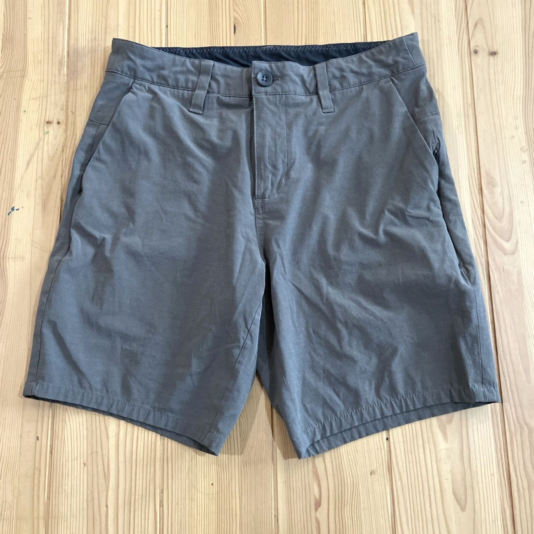 Vuori Vuori Shorts Mens 28 Gray Performance Golf Chino Stretch 8in Inseam Regular Front Flat Front Casual Chino Preppy Golf Sports Outdoor Beach City Love Size US 28 / EU 44 - 2 Thumbnail