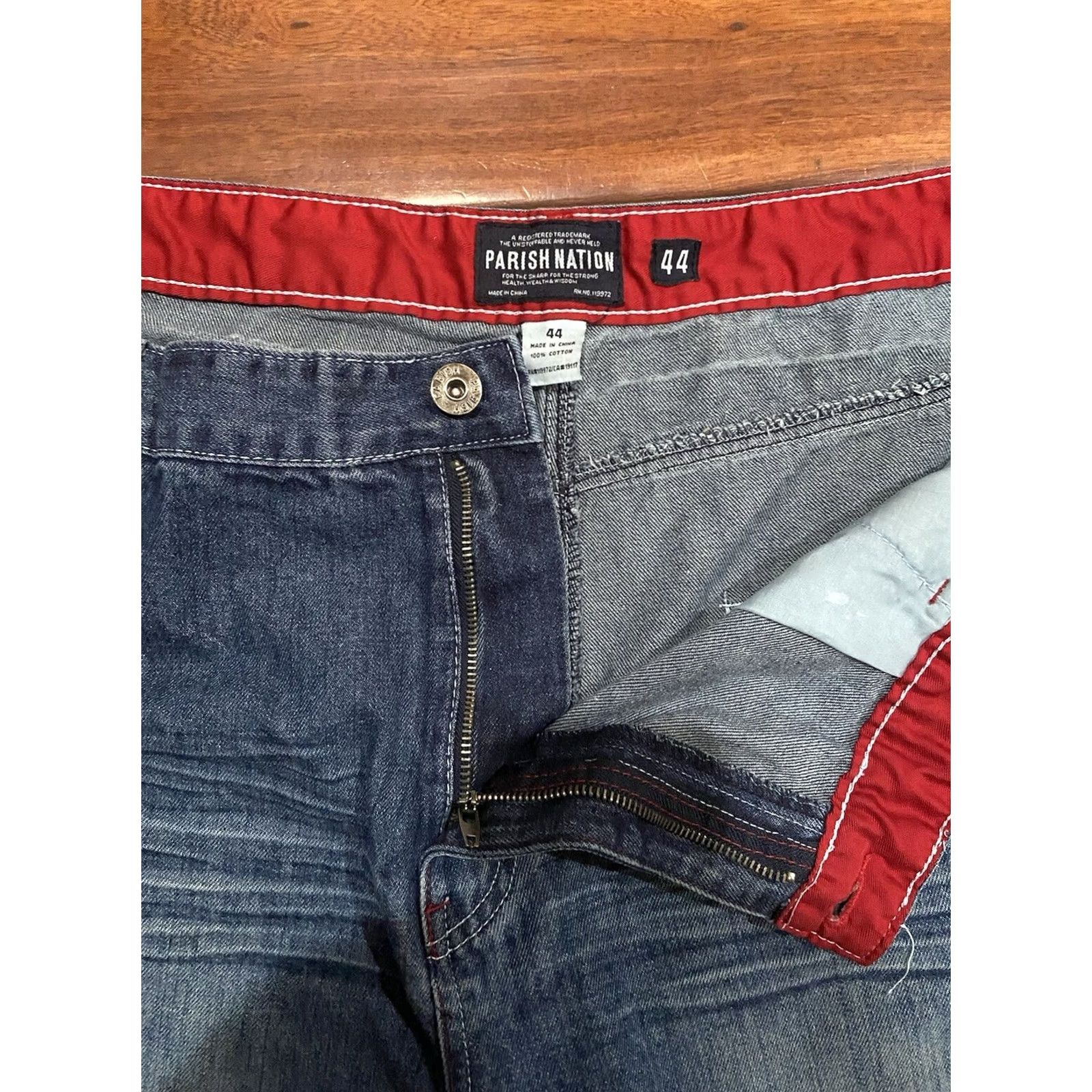 Vintage VINTAGE Parish Nation Jeans Shorts Mens 44 Blue Med Stone Wash 90s Urban Wear Size US 44 / EU 60 - 4 Thumbnail
