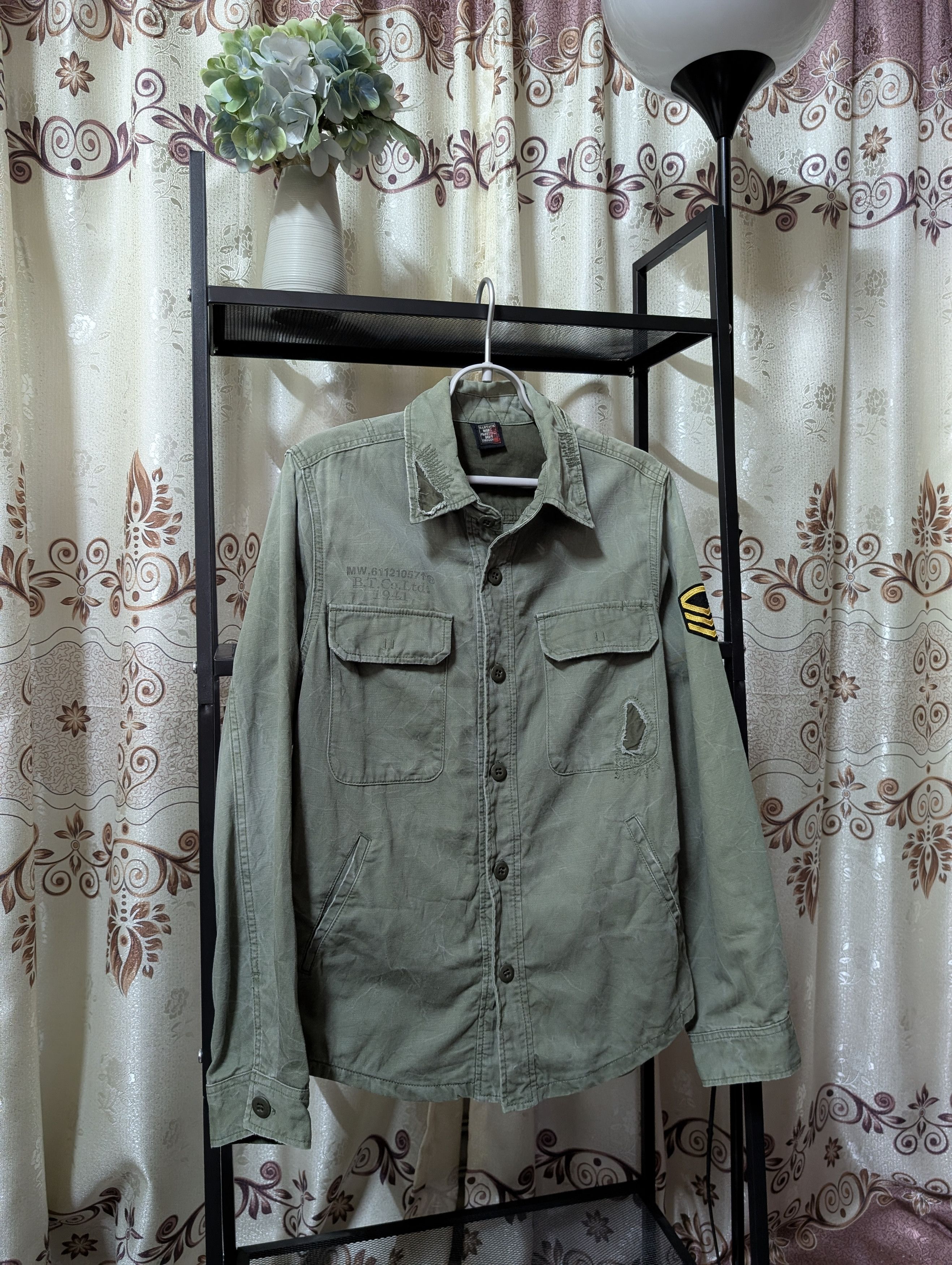 Vintage Bartack Work Clothing Distressed Button Up Shirt