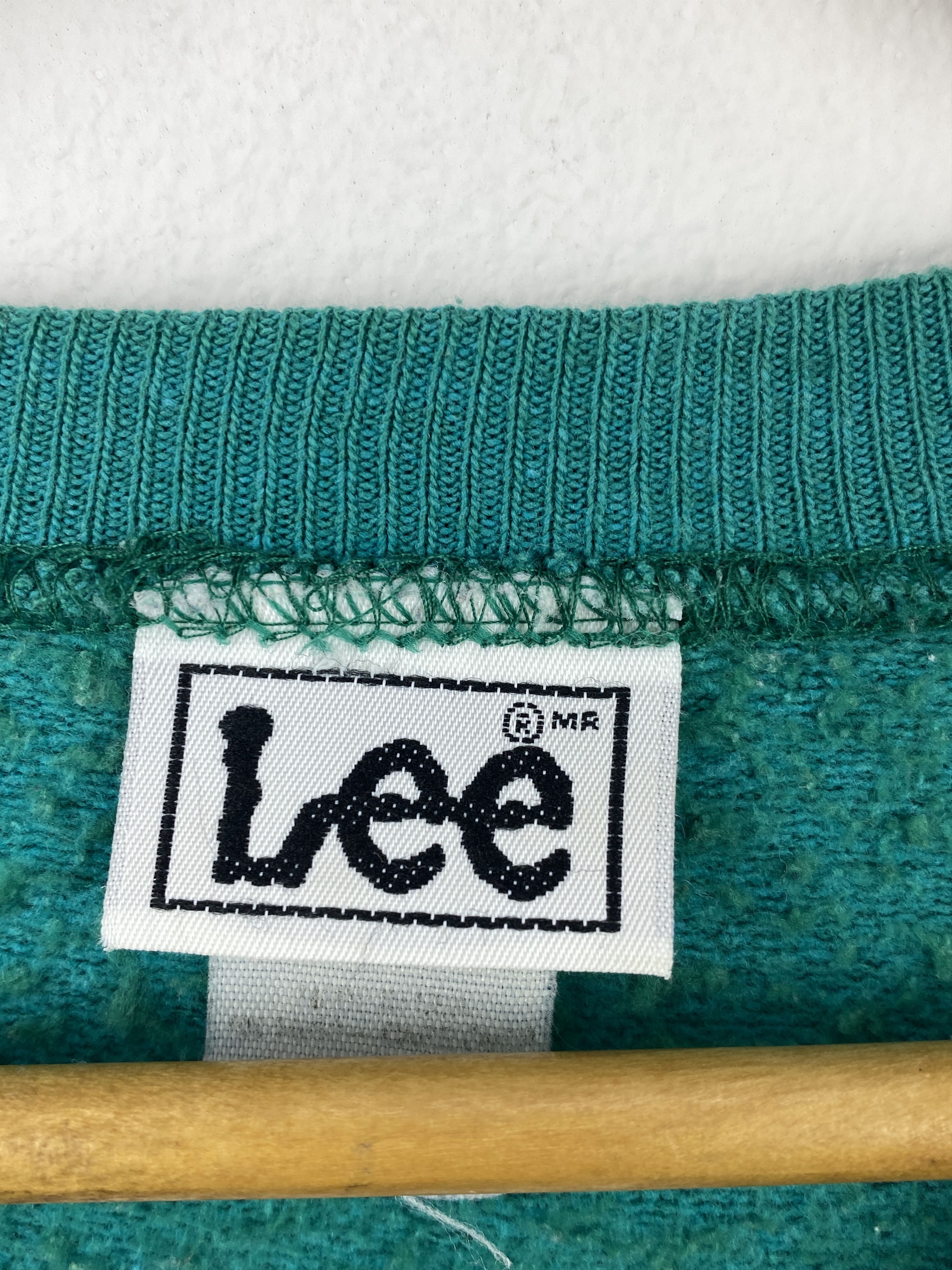 Lee Vintage 90s Lee South Dakota All State Sweatshirt SH0440 Size US L / EU 52-54 / 3 - 5 Thumbnail