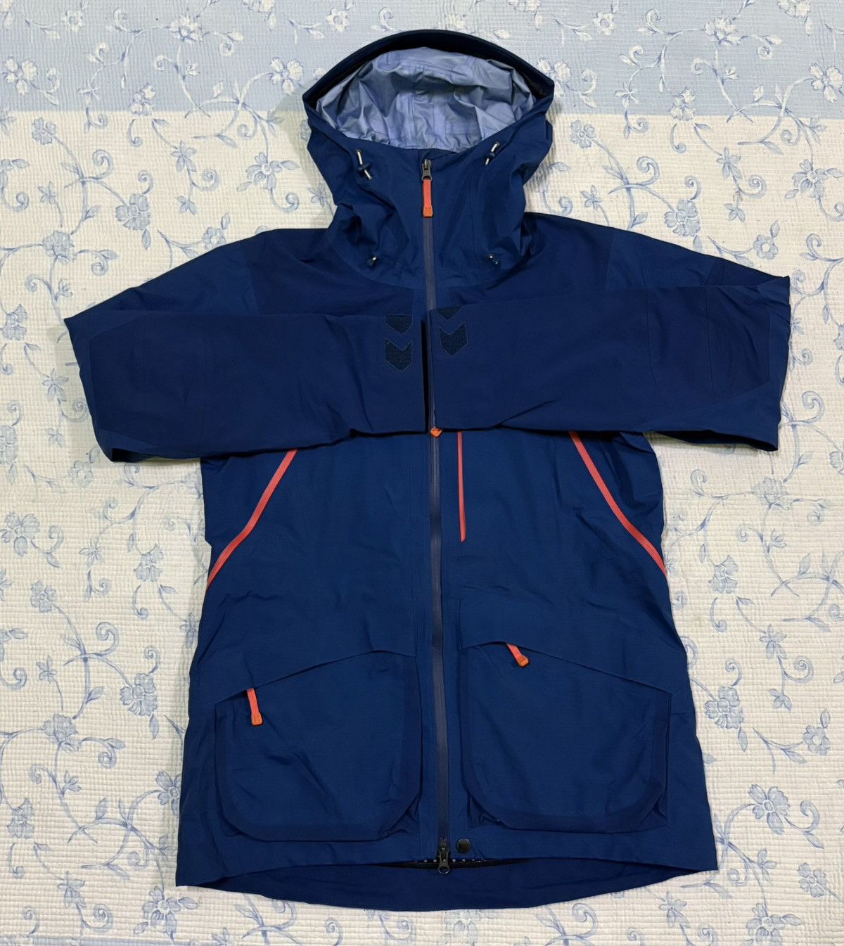 Haglofs Haglofs Goretex Mountain Jacket Size US S / EU 44-46 / 1 - 5 Thumbnail