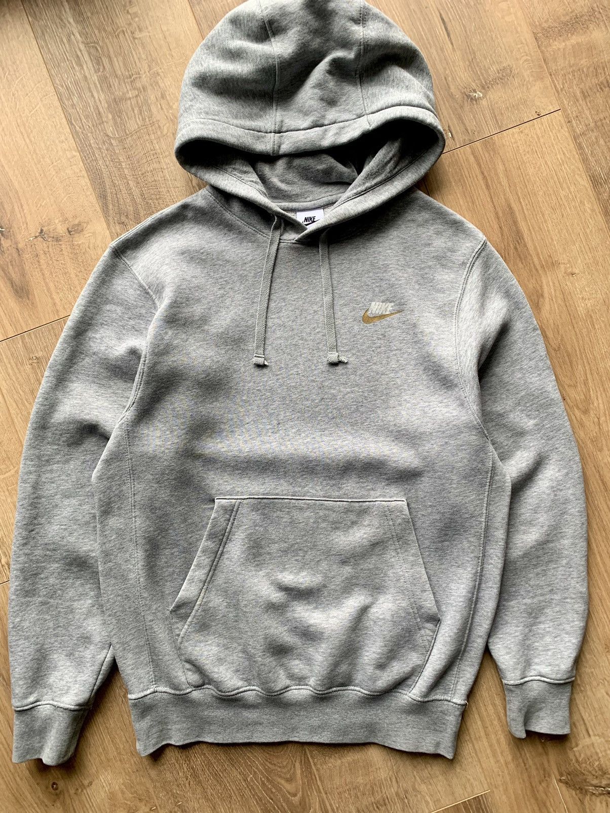 Nike Men’s NIKE Club GOLD Logo hoodie Size US S / EU 44-46 / 1 - 1 Thumbnail