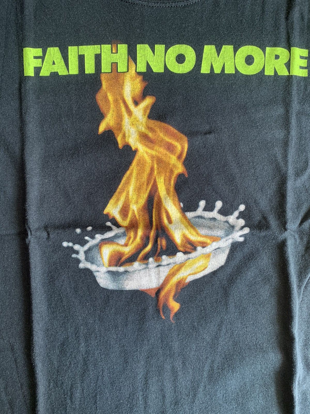 Band Tees Vintage 00s Faith No More ‘The Real Thing’ T-Shirt Size US L / EU 52-54 / 3 - 4 Thumbnail