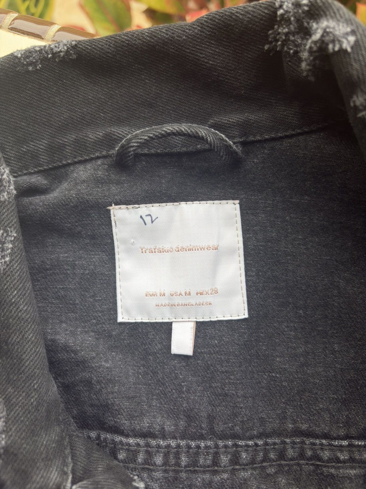 Zara Trafaluc Zara Black Distressed Long Denim Jacket Size US M / EU 48-50 / 2 - 13 Thumbnail